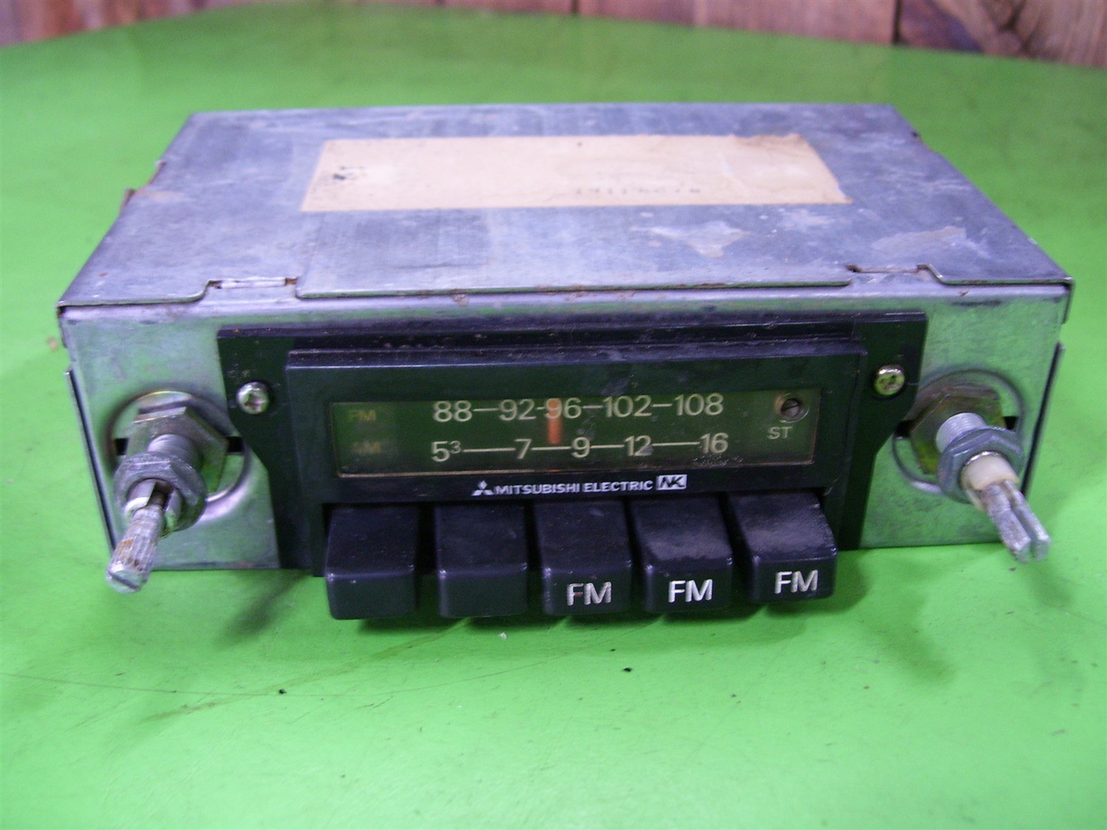 1985 Dodge D50 Ram 50 Radio OEM Mighty Max