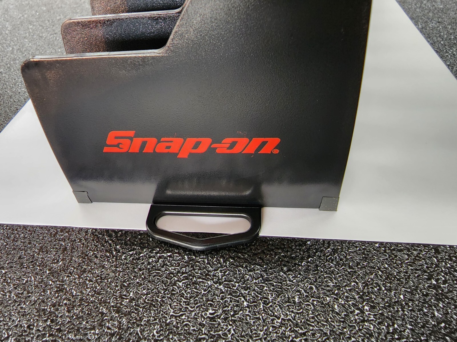 Snap-on Tools USA NEW Black 10" Anti-Slip Plier Organizer Rack KAPL10