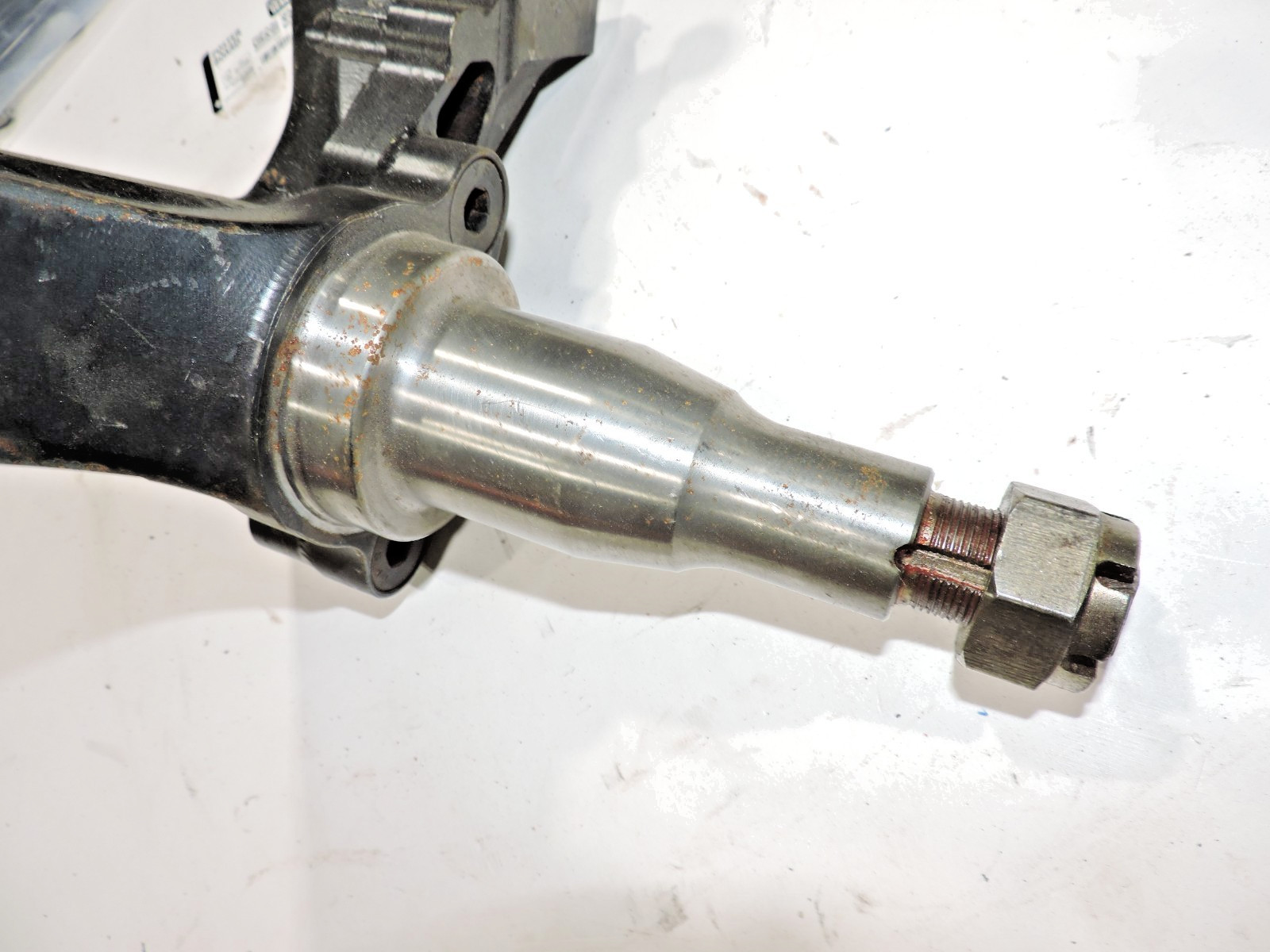 Right front Hendrick cup spindle 5x5 6-8* degree pin NICE road course Nascar