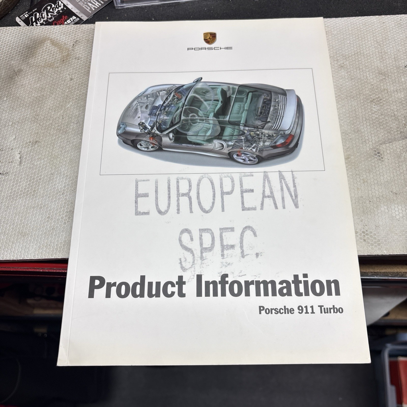 1999 PORSCHE 911 TURBO 996 PRODUCT INFORMATION INTERNAL SALES BOOK BROCHURE EURO