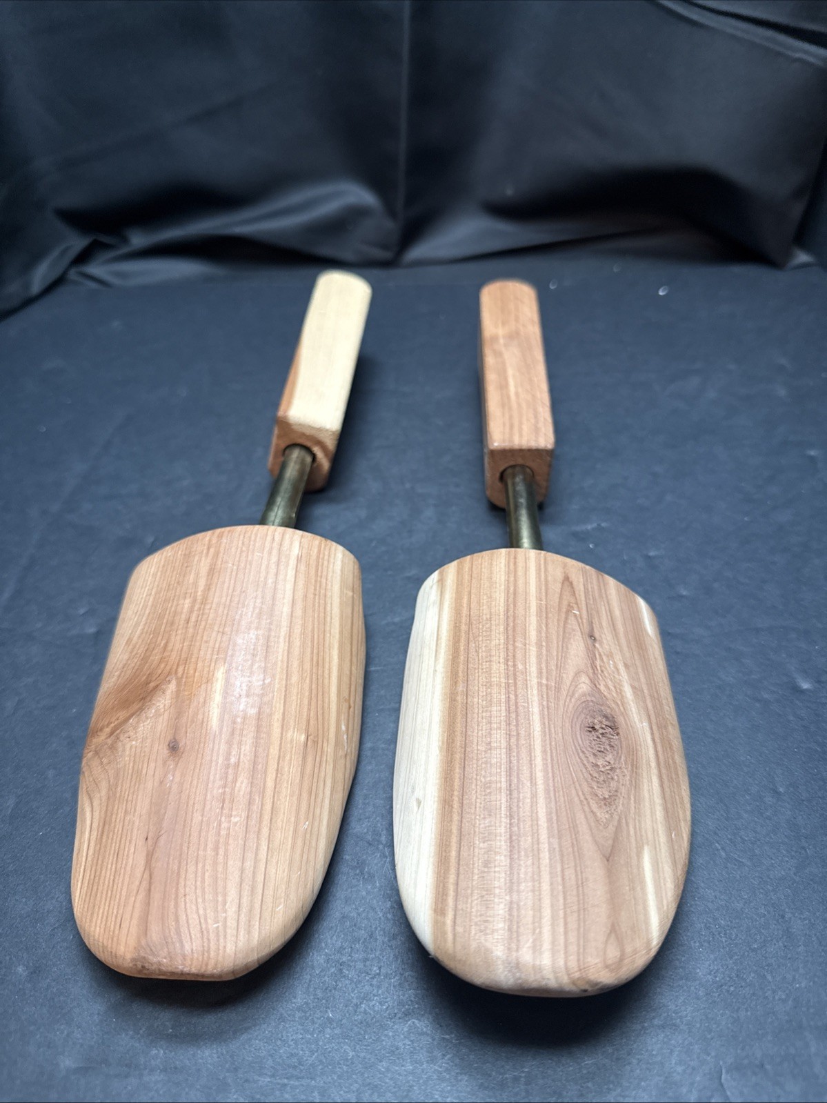 Shoe Keeper Mens Large Cedar Wood One Pair