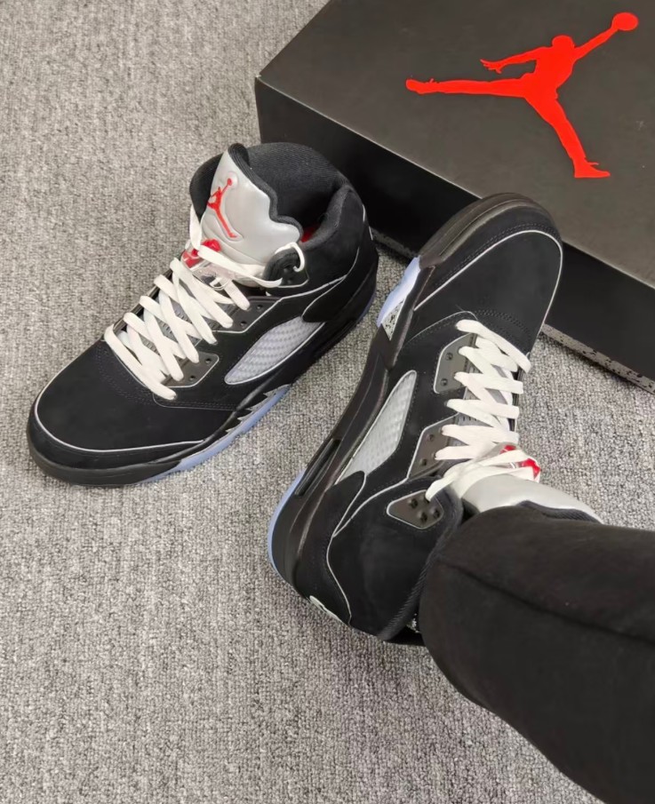 Jordan Air Jordan 5 "BLACK METALLIC REIMAGINED" Retro Basketball Shoes