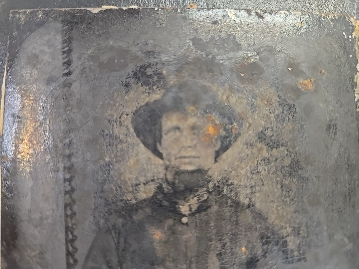 Civil War Tintype of Armed Union or Confederate Soldier w/Frame