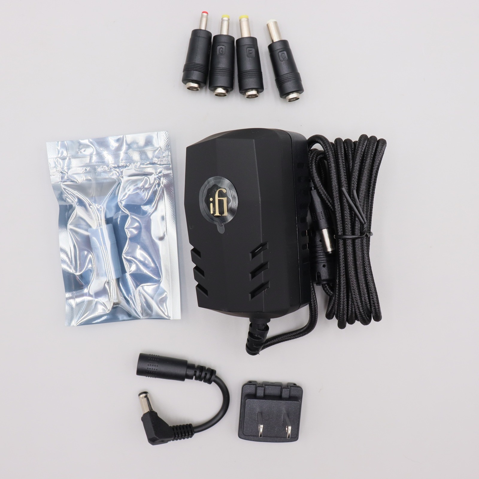 iFi SilentPower iPower 12V 1.8A Ultimate Clean Low Noise DC Power Supply Black