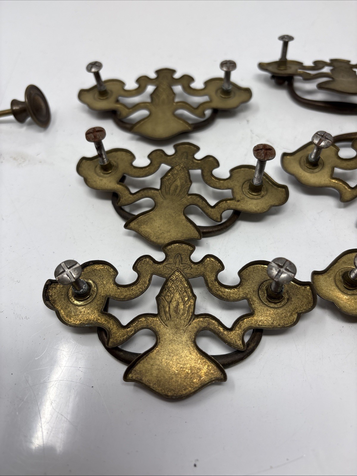 Antique Vintage Beautiful Ornate Victorian Drawer Pull Handle(6)& 2 Knobs