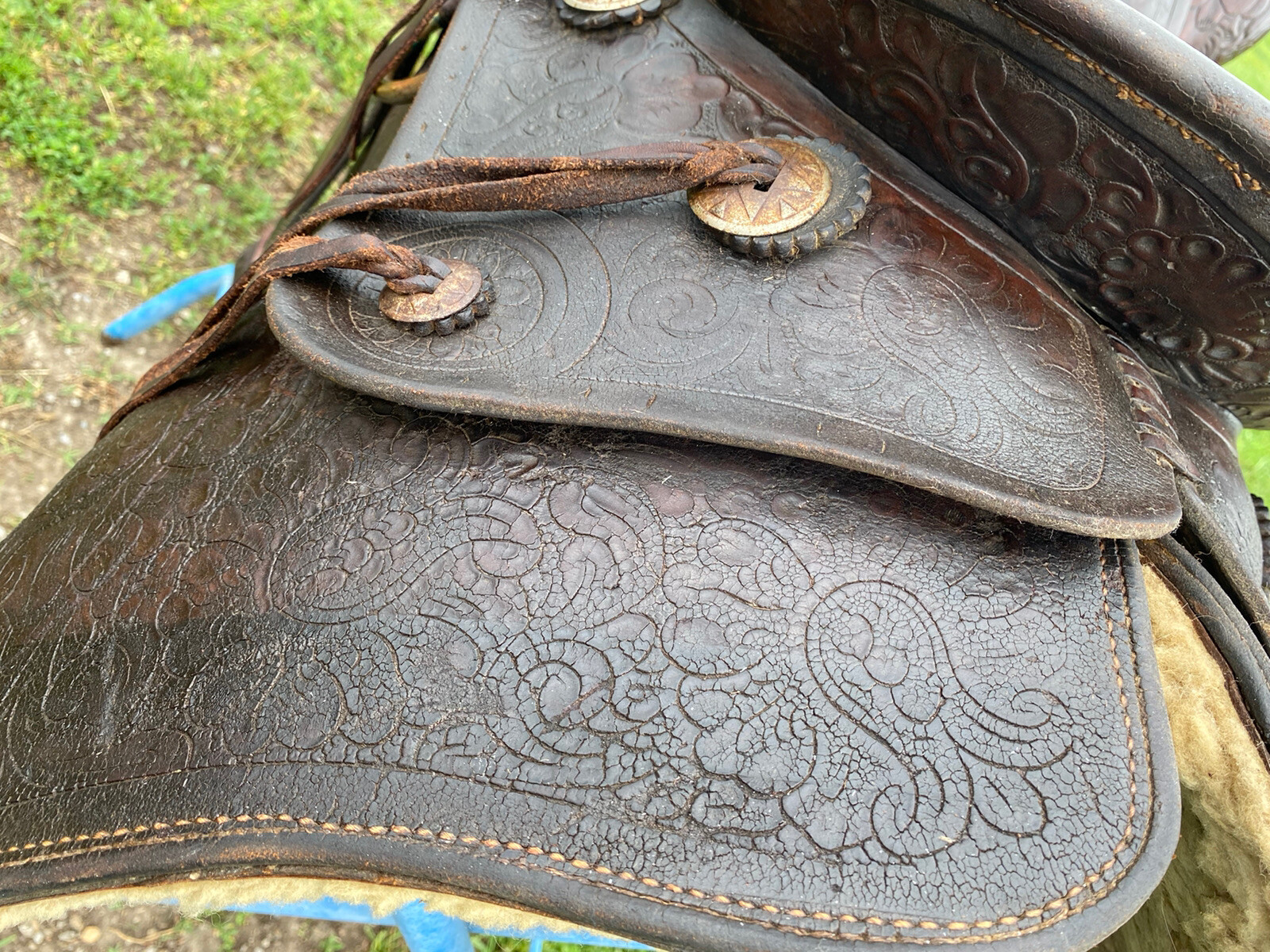 Antique Heiser Denver tooled leather 16 " slick seat wide fork Western saddle