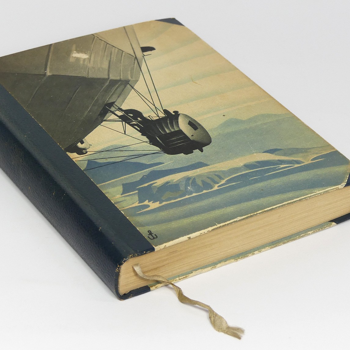 Graf Zeppelin Hindenburg German Blimp Book w/ photos LZ1-LZ130 Airship Dirigible