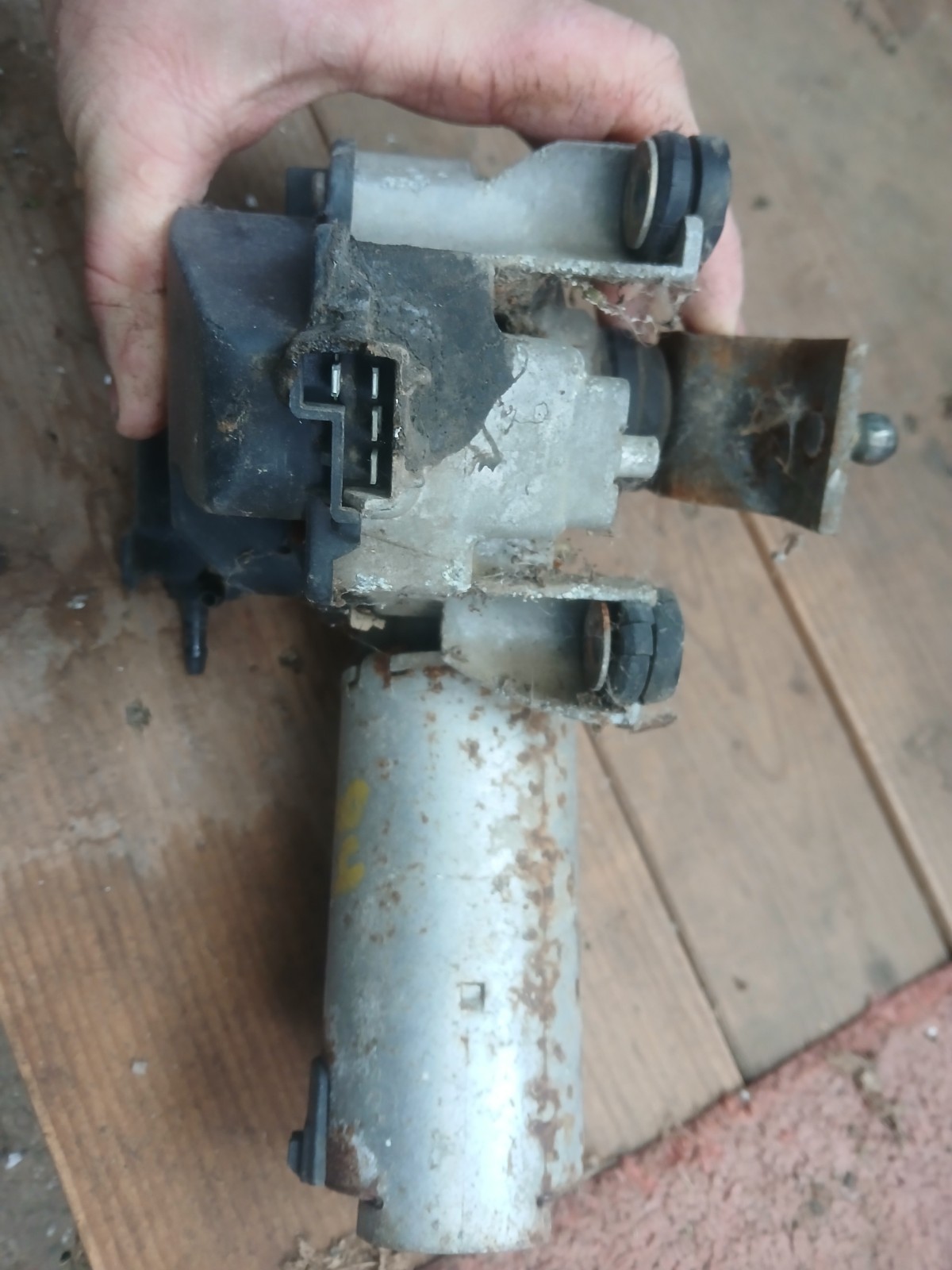 1984-88 Monte Carlo Cutlass Regal Windshield Wiper Motor OEM Used