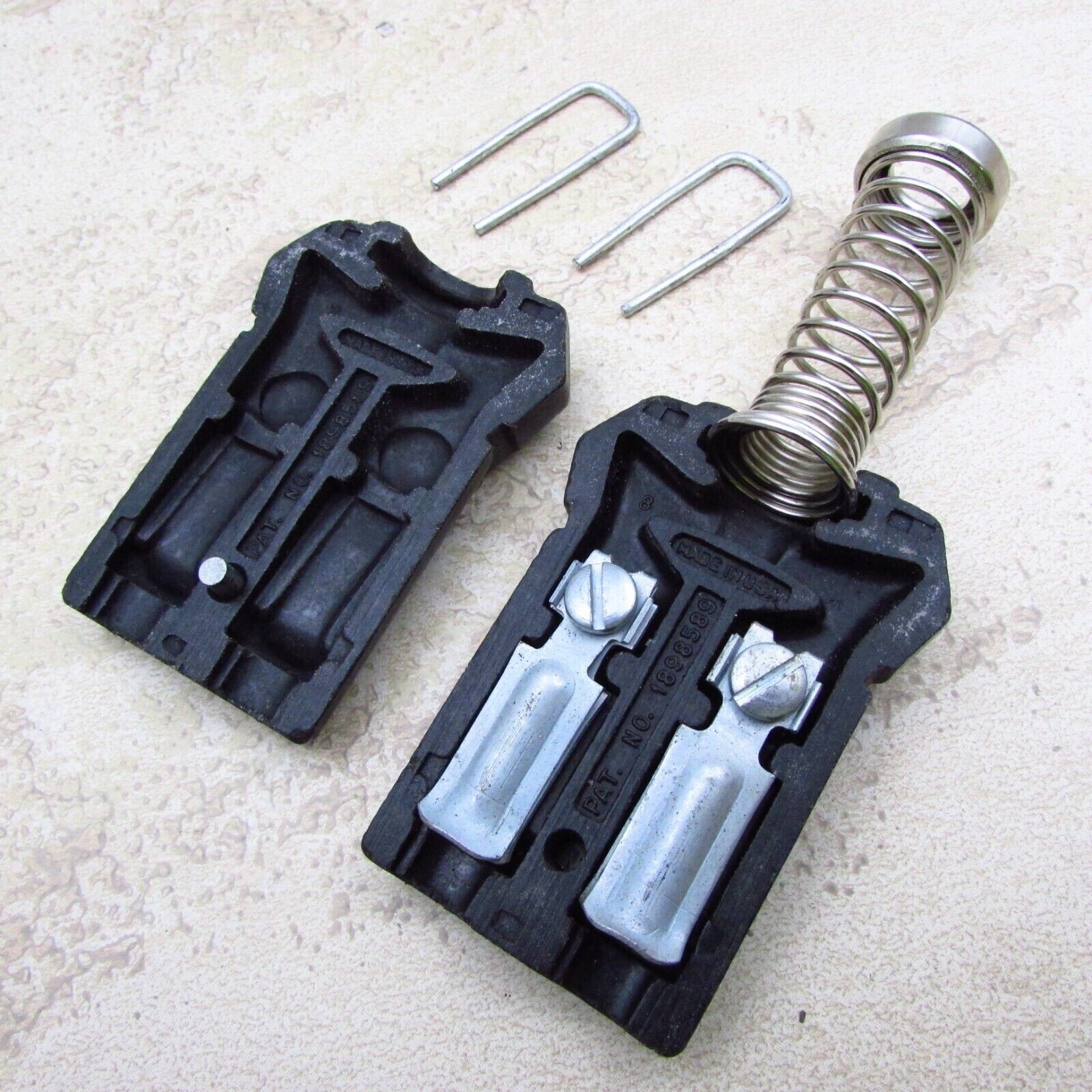 APPLIANCE CORD END 2-Prong VINTAGE Bakelite USA 5A 250V 10A 125V NEW CH 8002K4