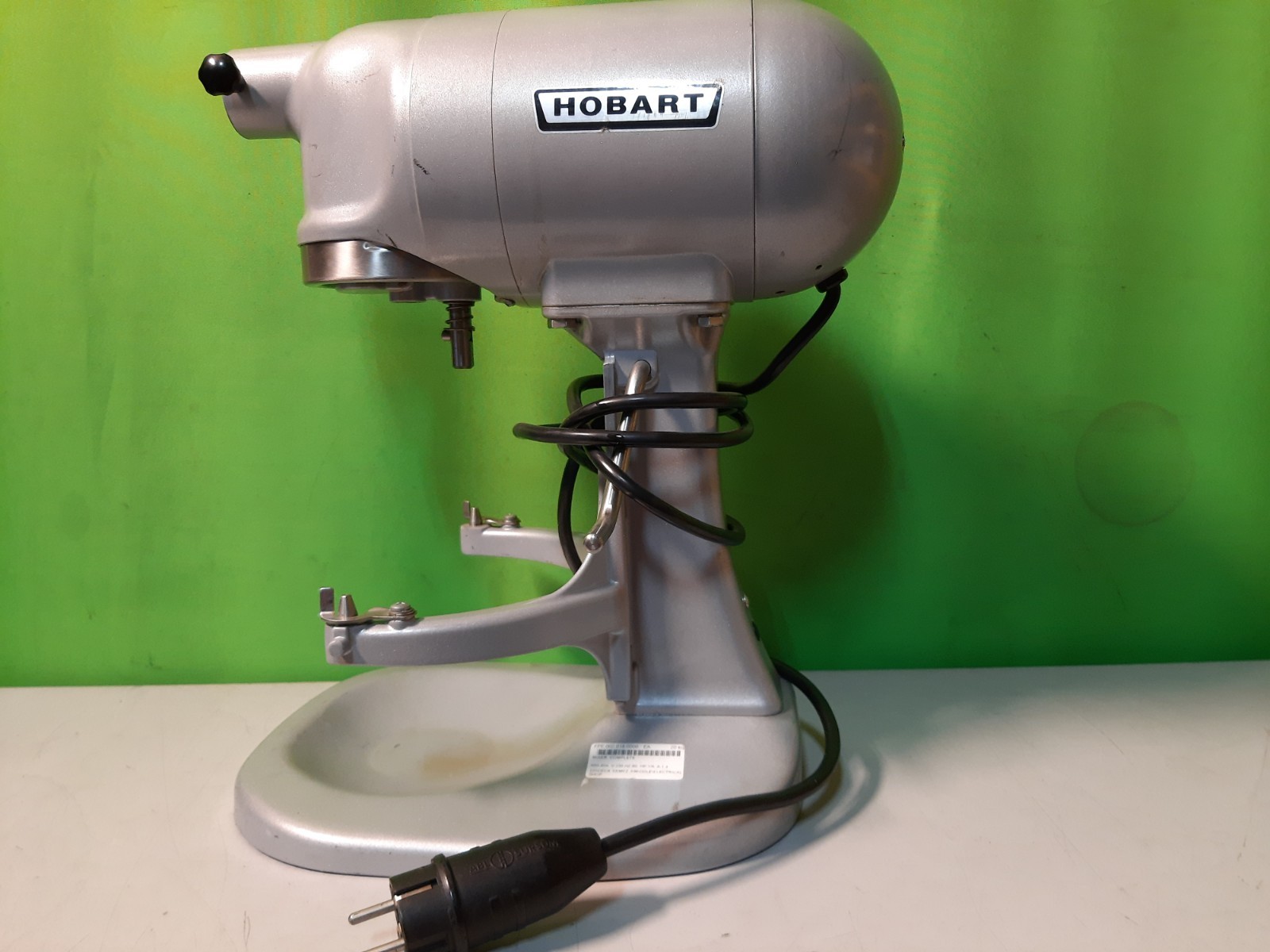 Hobart N50 5 Quart / 5 Qt. Countertop Commercial Mixer