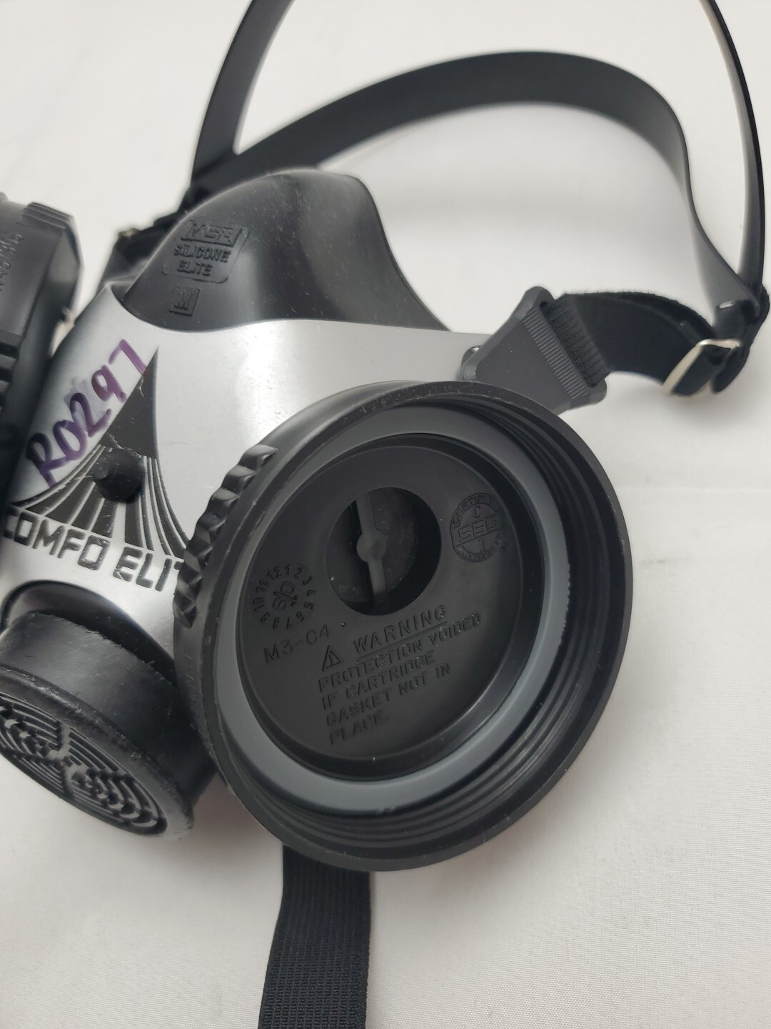 MSA 487905 COMFO ELITE HALF MASK RESPIRATOR ~ Size Medium.