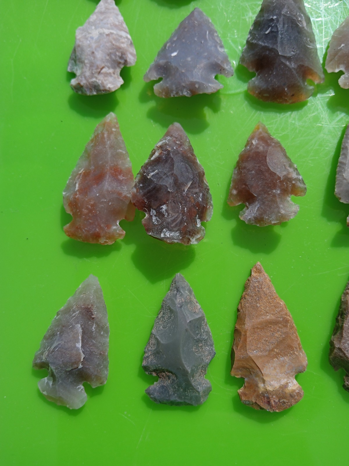 Lot Of 25 Modern Arrowheads! Agates & More! Flintknapping Art. S2