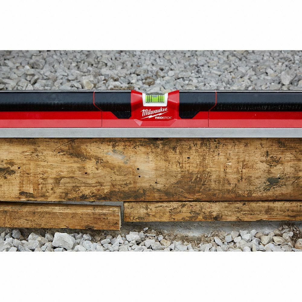 Milwaukee Aluminum Redstick Concrete Screed Non Magnetic Level