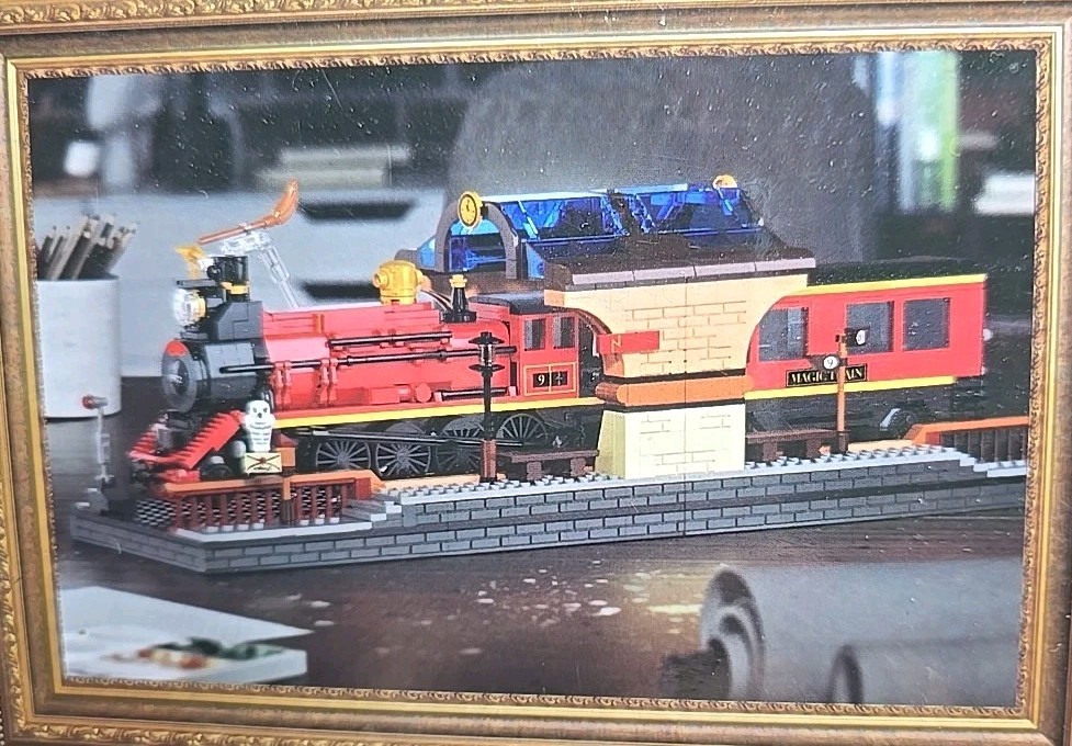 2 in 1 Harry Magic Train & Bookends Building Set 192206 1068pcs Sealed- Not Lego