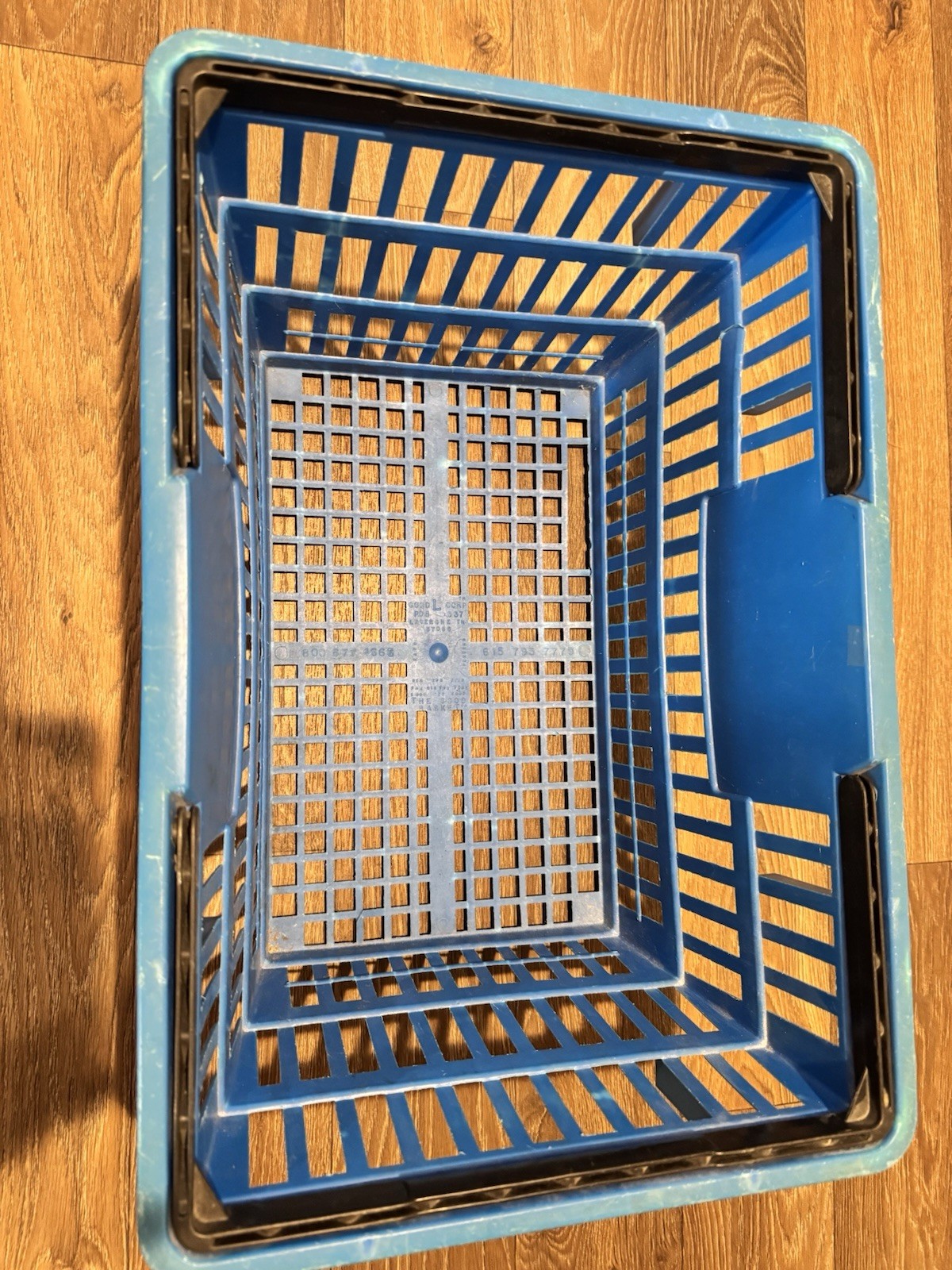 Vintage Toys R Us Blue Shopping Basket Rare Geoffrey