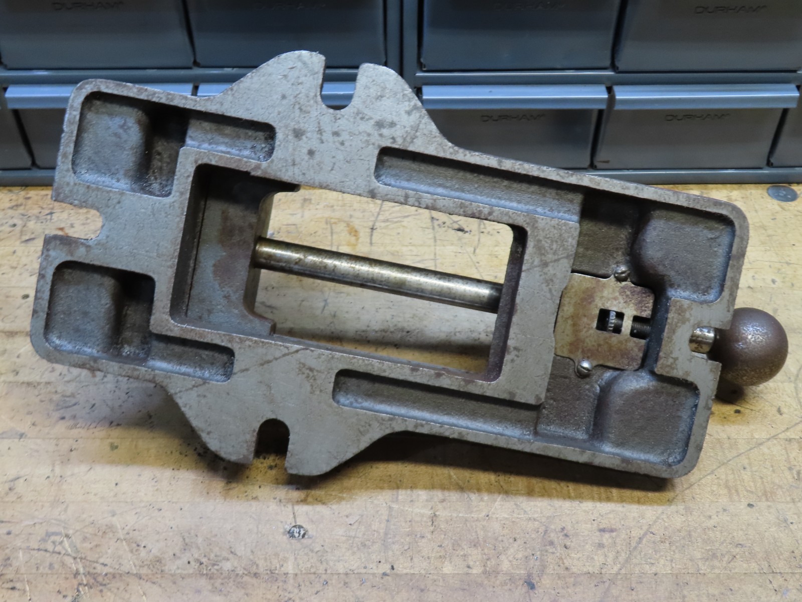 Heinrich 6SV Grip Master Speed vise 6" jaw width 6" opening Cam-action lever