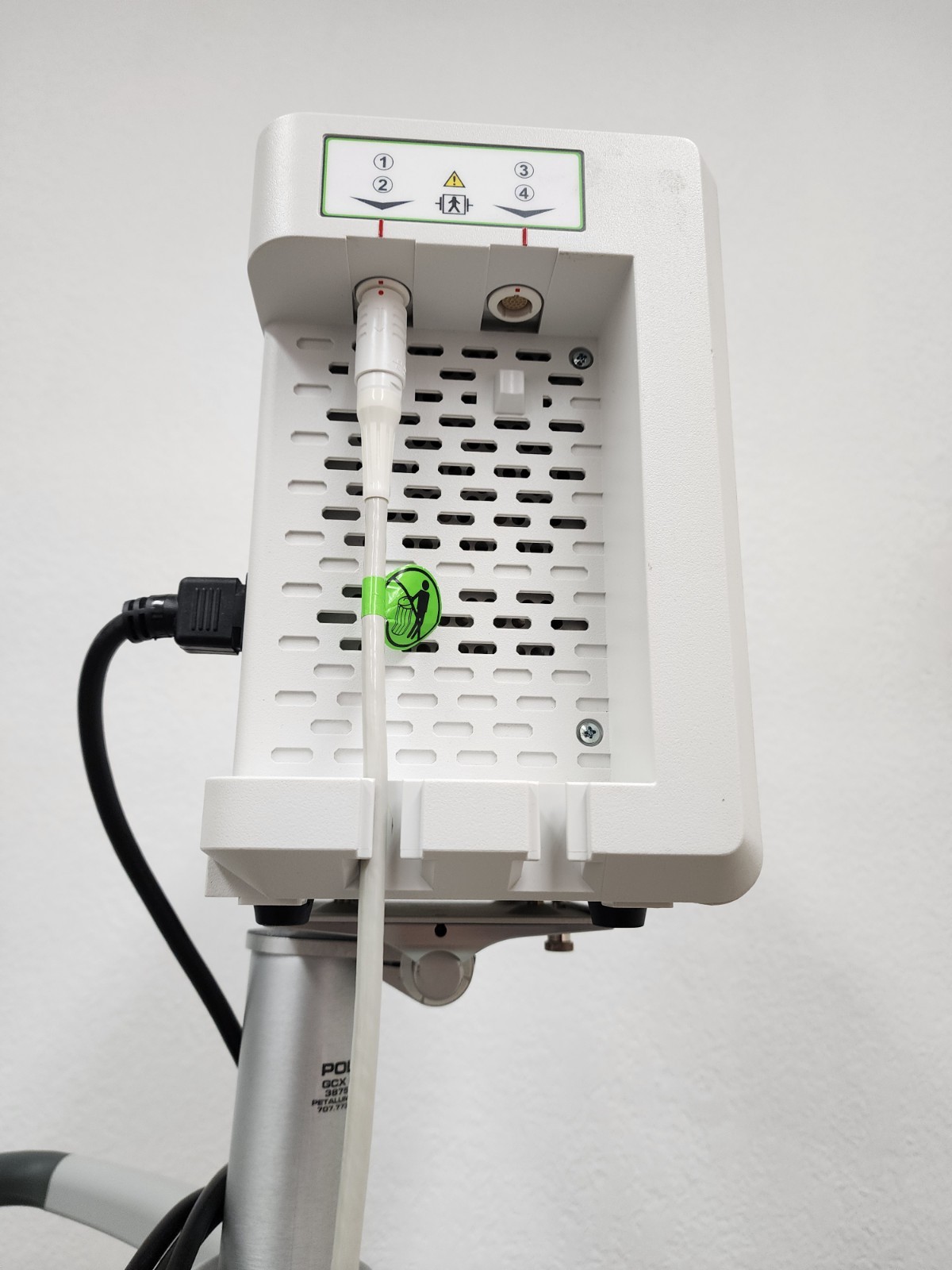 CasMed 01063000 Fore-Sight Elite Absolute Tissue Oximeter with Roller Stand