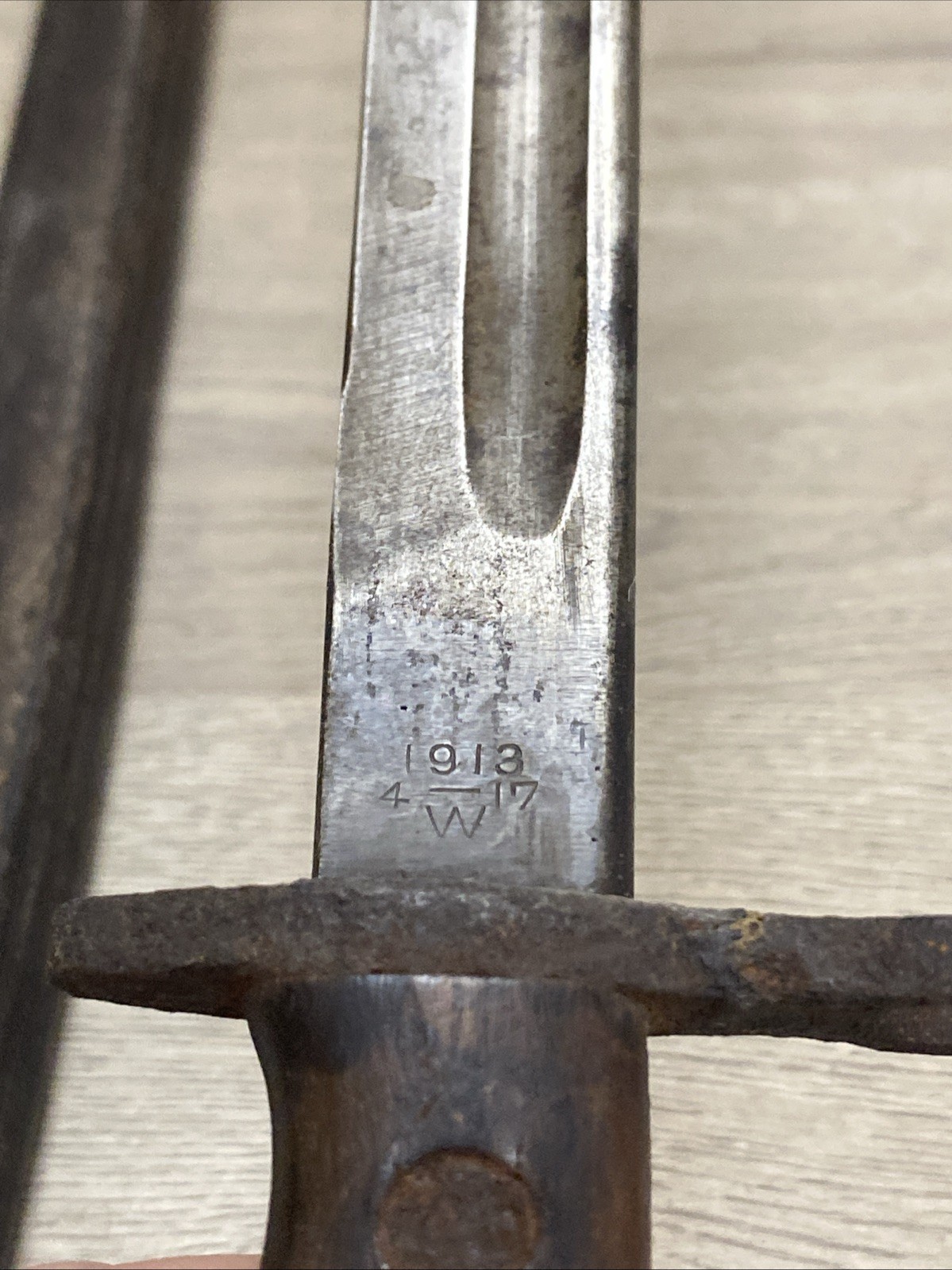 RARE ORIGINAL US MADE BRITISH M1913 BAYONET AND SCABBARD MAKER WINCHESTER 1917