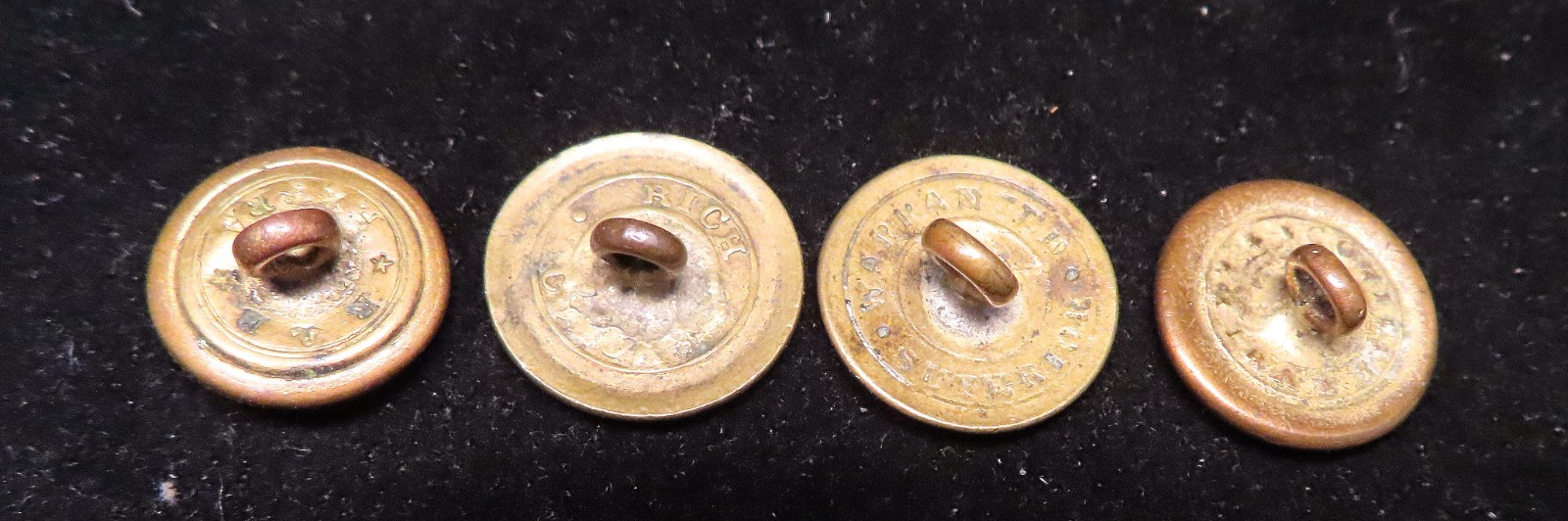 4 Cuff Size Pre-Civil War U.S. Navy Uniform Buttons