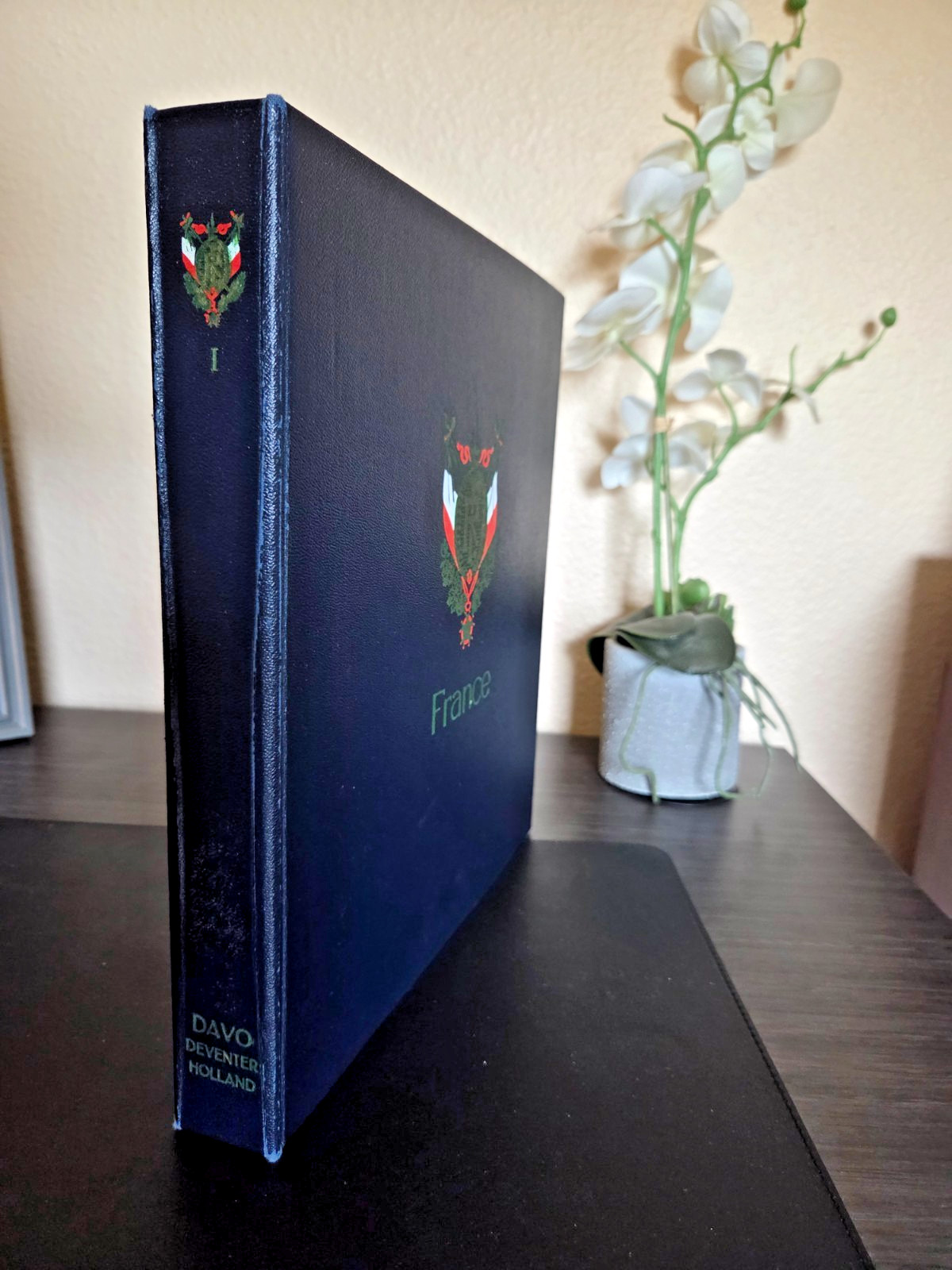 26052-France Davo Stamp Album Binder with Pages 1940-1950, NO Stamps