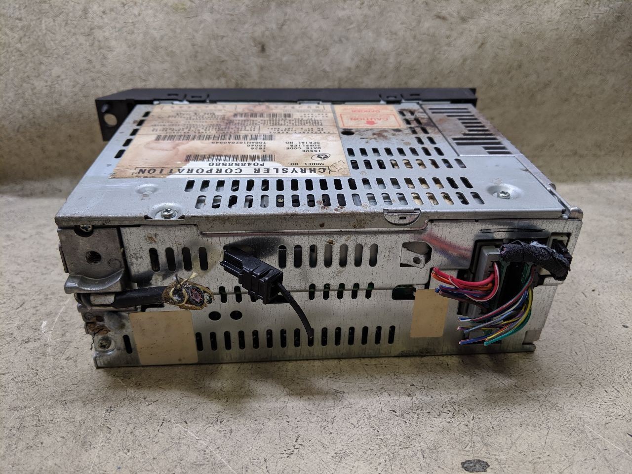 Stereo Radio AM FM CD Cassette 04858580 Fits 99-02 CHRYSLER 300M pc5-203664