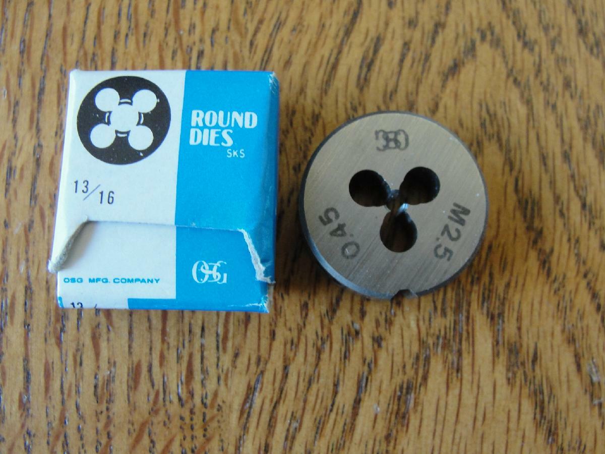 OSG M2.5 x 0.45 13/16" Round Die High Speed Steel Made In Japan