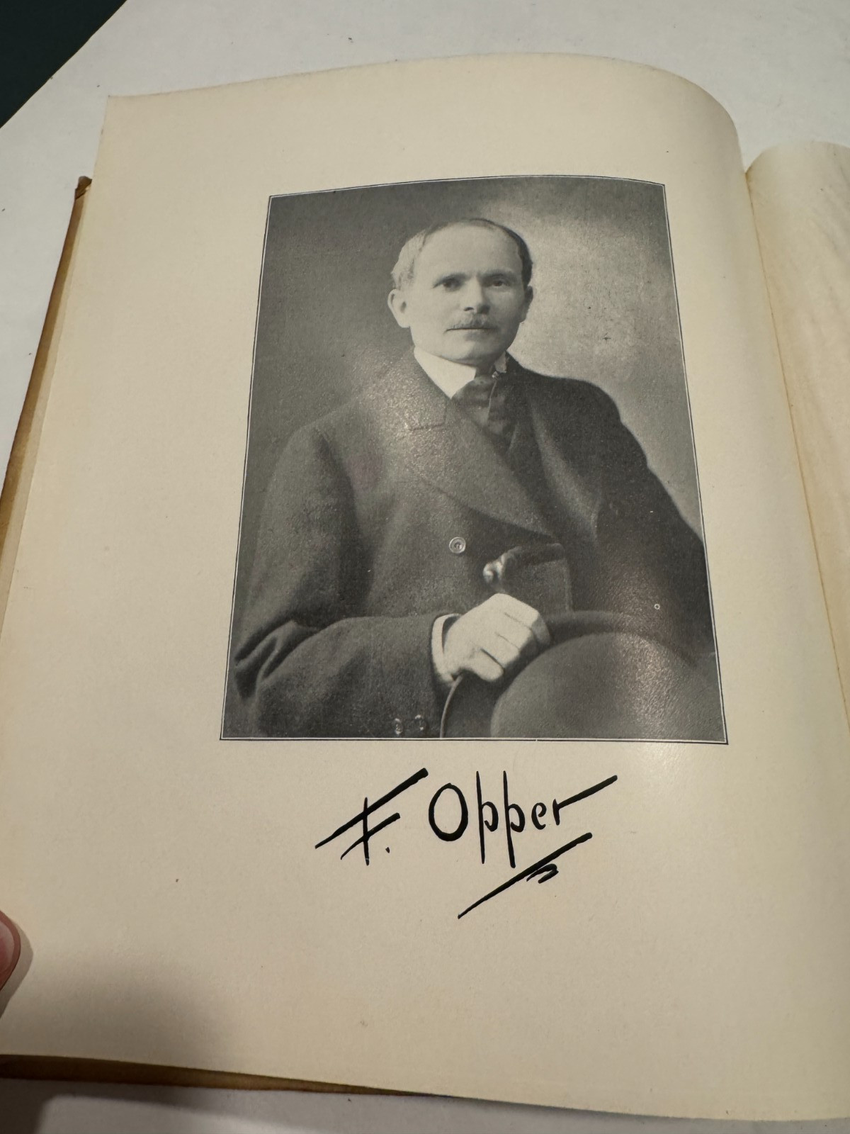 SIGNED BY AUTHOR! Willie and His Papa F. Opper 1901 Book McKinley Teddy Satire