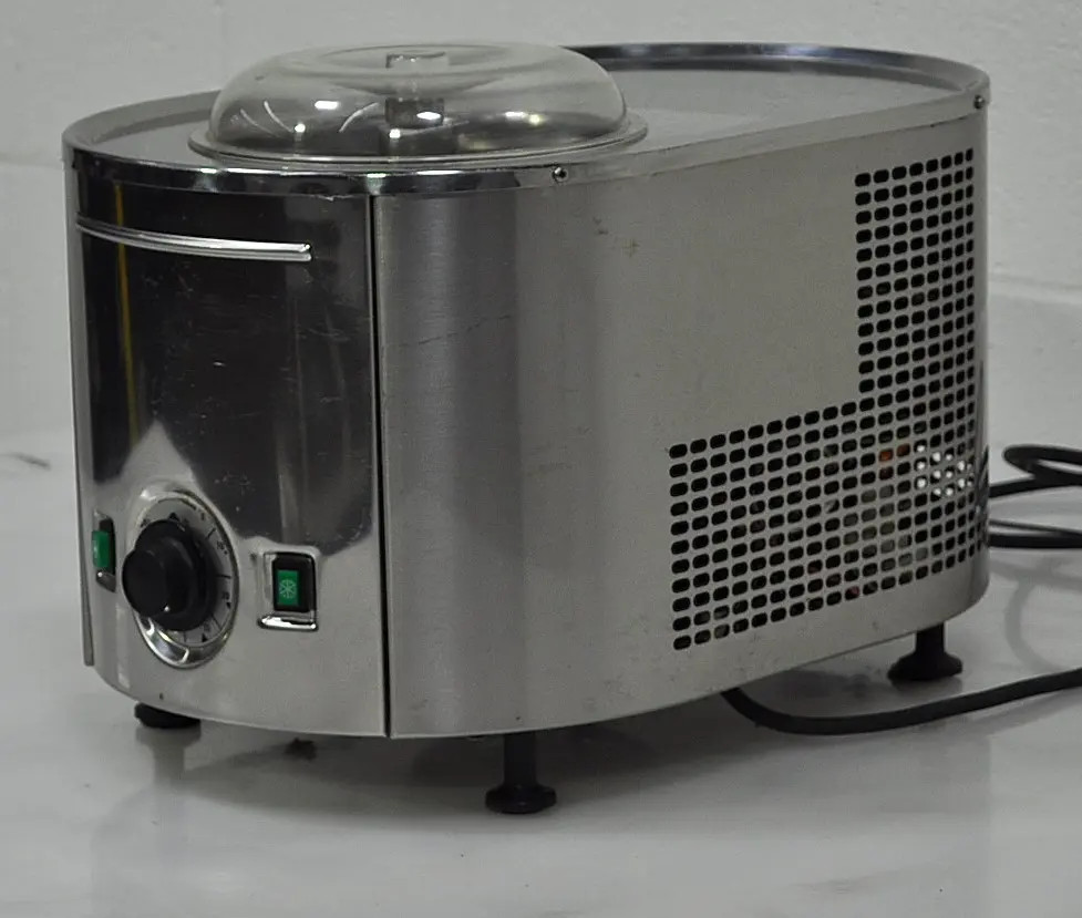 Used Musso Lussino L1 1.5 Quart Ice Cream Maker