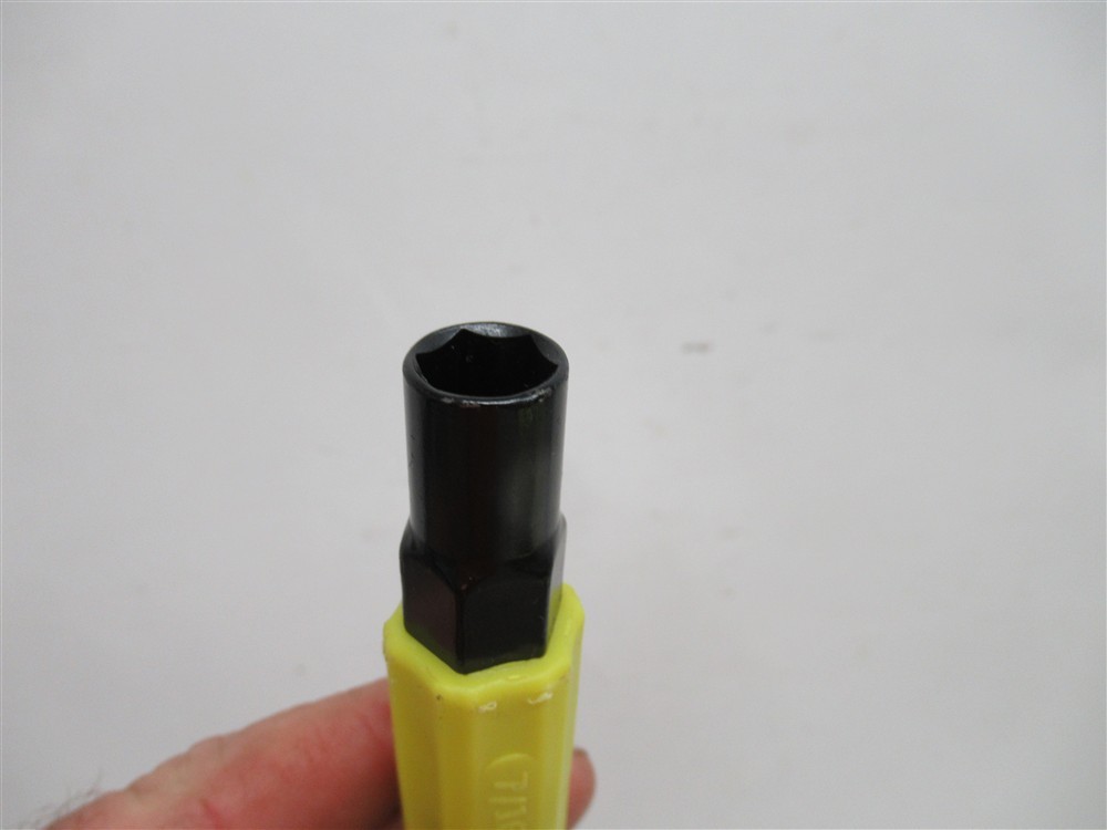 Jameson 32-216C, 7/16" x 3/8" Can Wrench, 6 Point, 7-3/8" Long