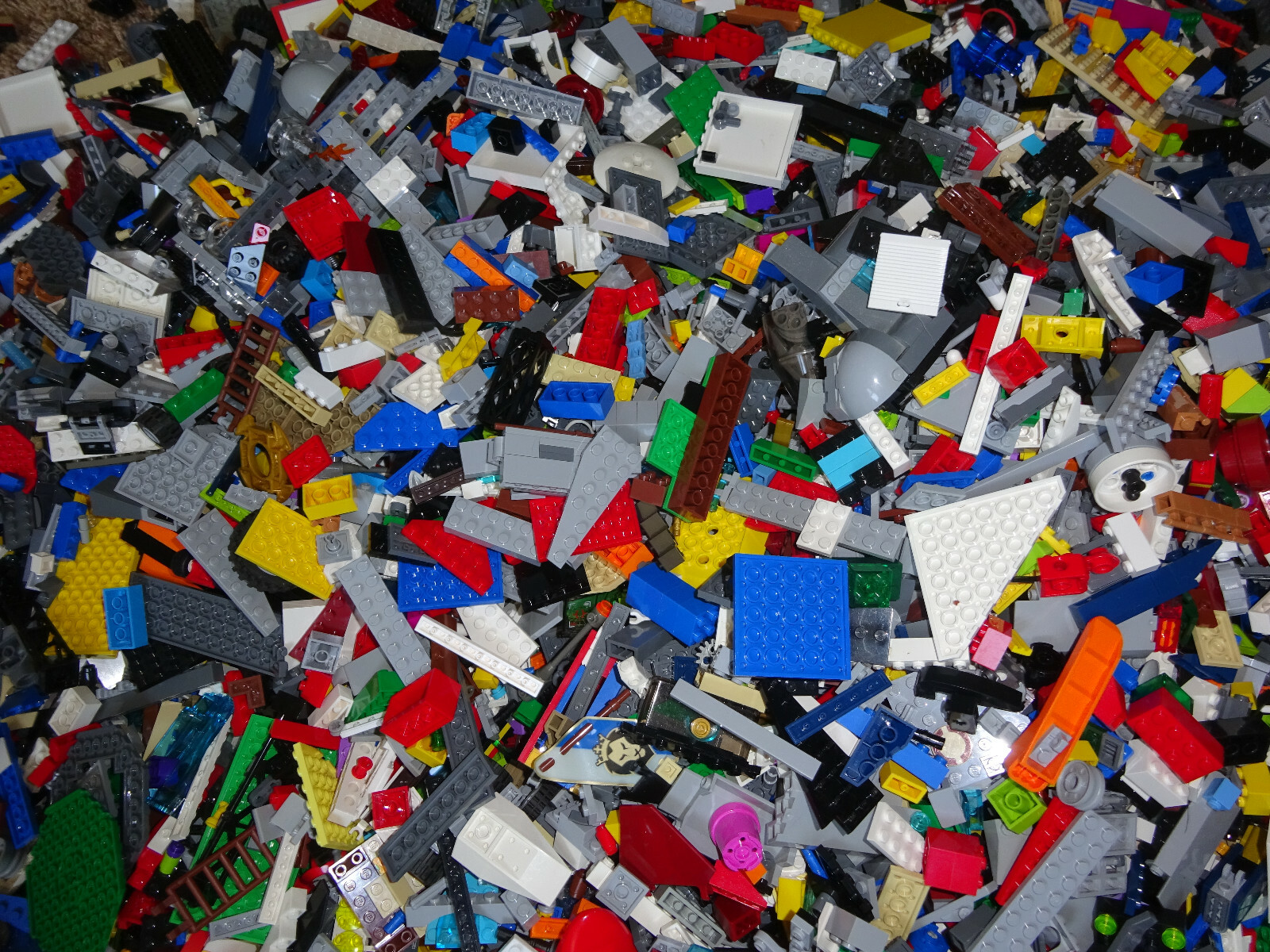 Bulk LEGO LOT! 4 pound box of Bricks, parts, Pieces, Tires, accessories & More