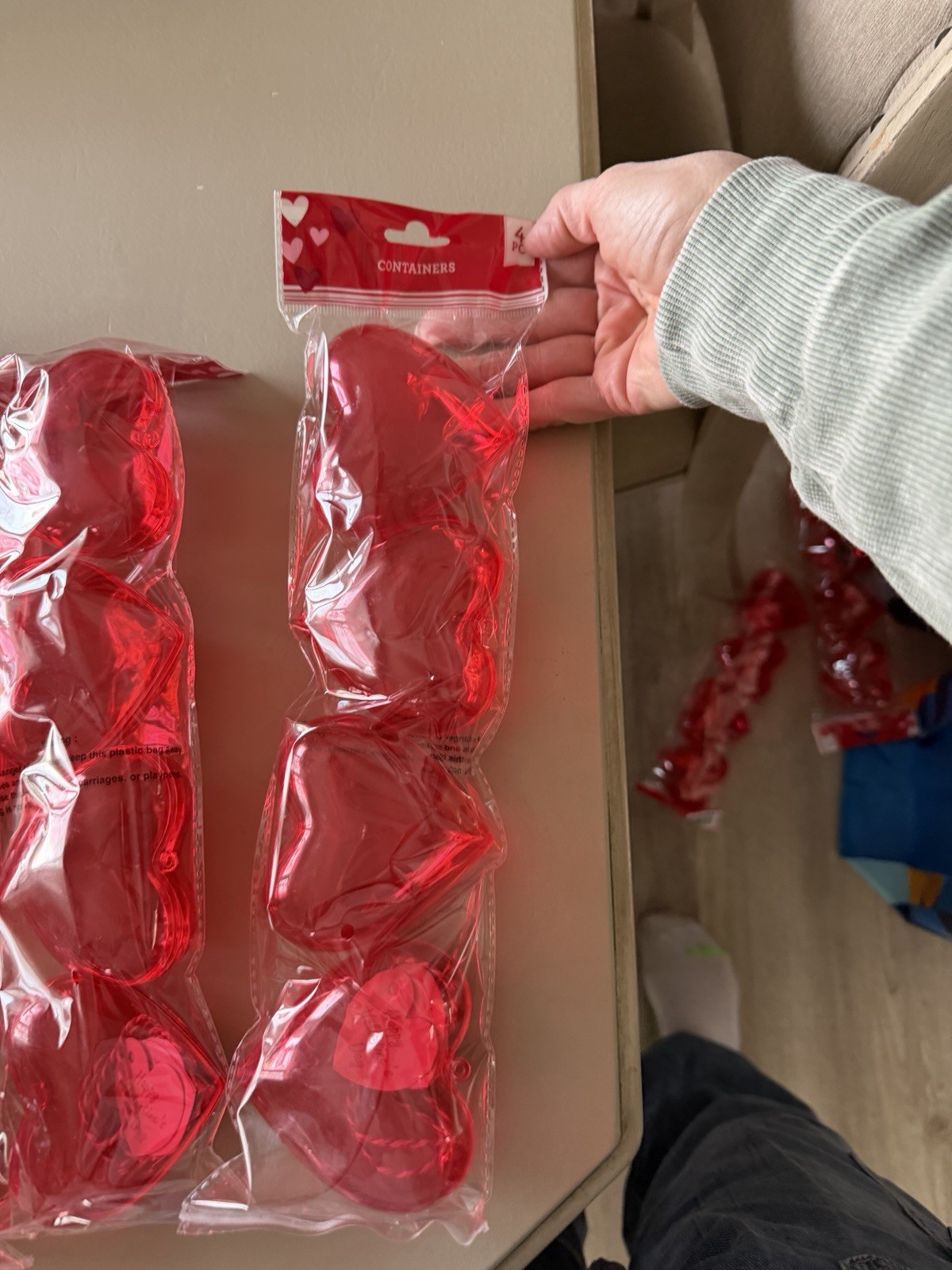 Heart Shaped Clear Red Plastic Containers w/tags 4 Pcs Party Supplies New