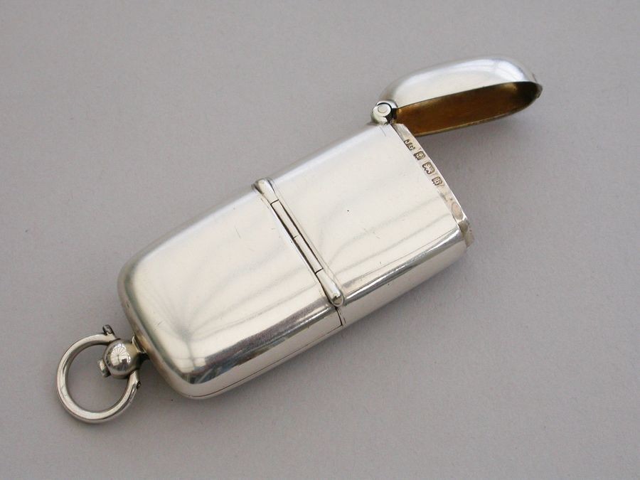 Edwardian Silver Combination Vesta & Sovereign Case. By Joseph Gloster 1901