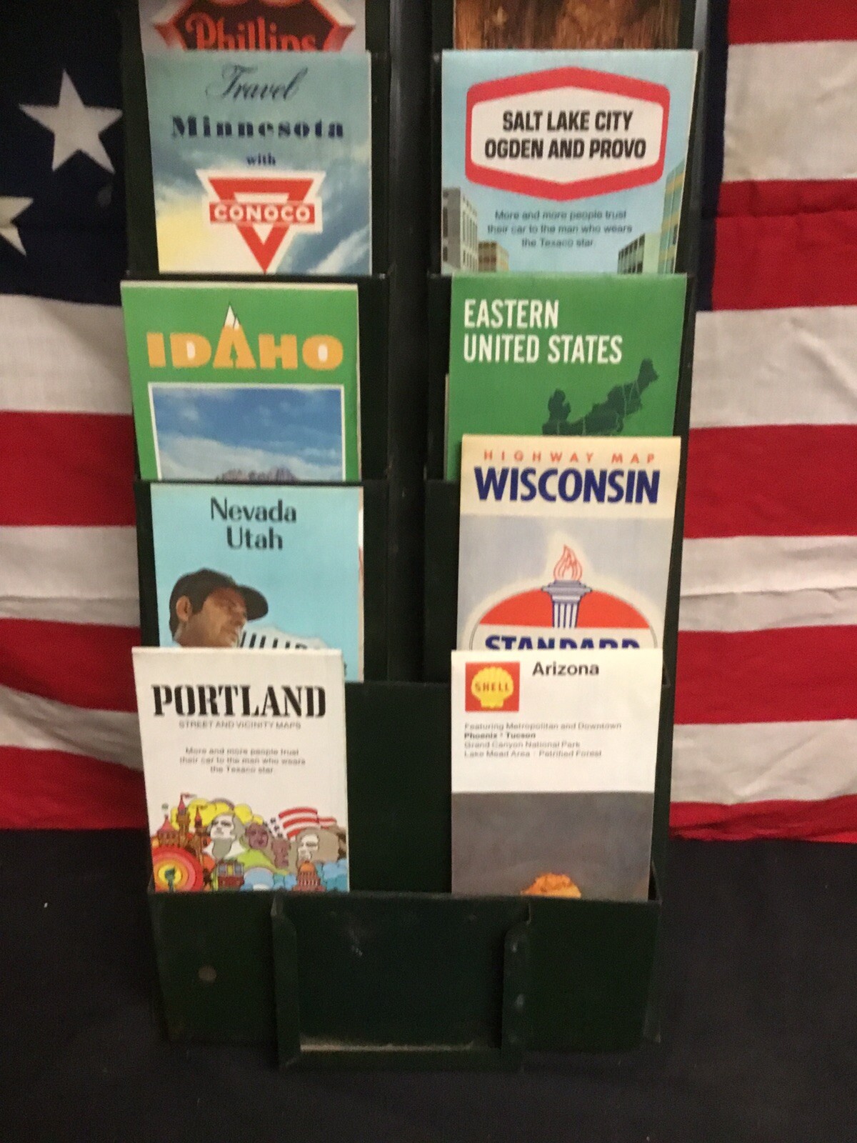 Rare! vintage 1930s 40s Flying A metal Gas Oil Road Map Holder Large Size.