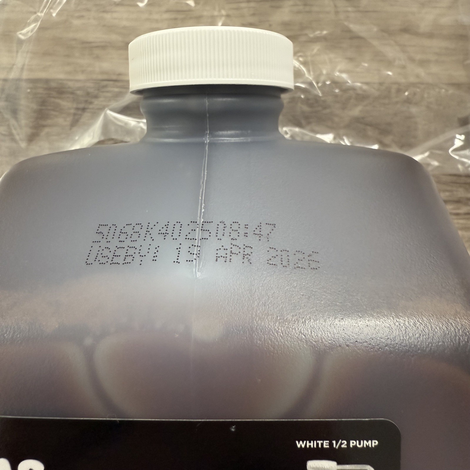 Dunkin Donuts Mocha Swirl 64oz Original with FREE PUMP