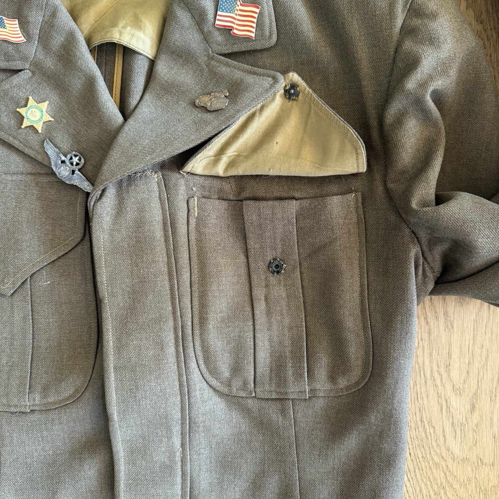 Vintage WWII US Army Eisenhower Ike Jacket Mens Small Wool Drab Olive Pins 1940s