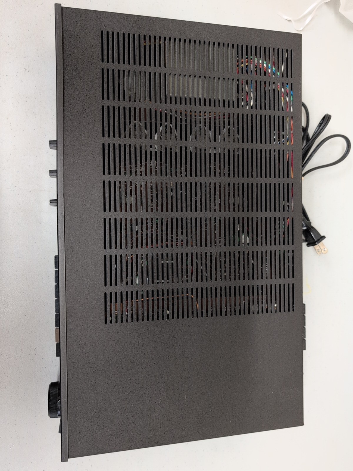 NAD 7220 PE Power Envelope AM/FM Stereo Receiver