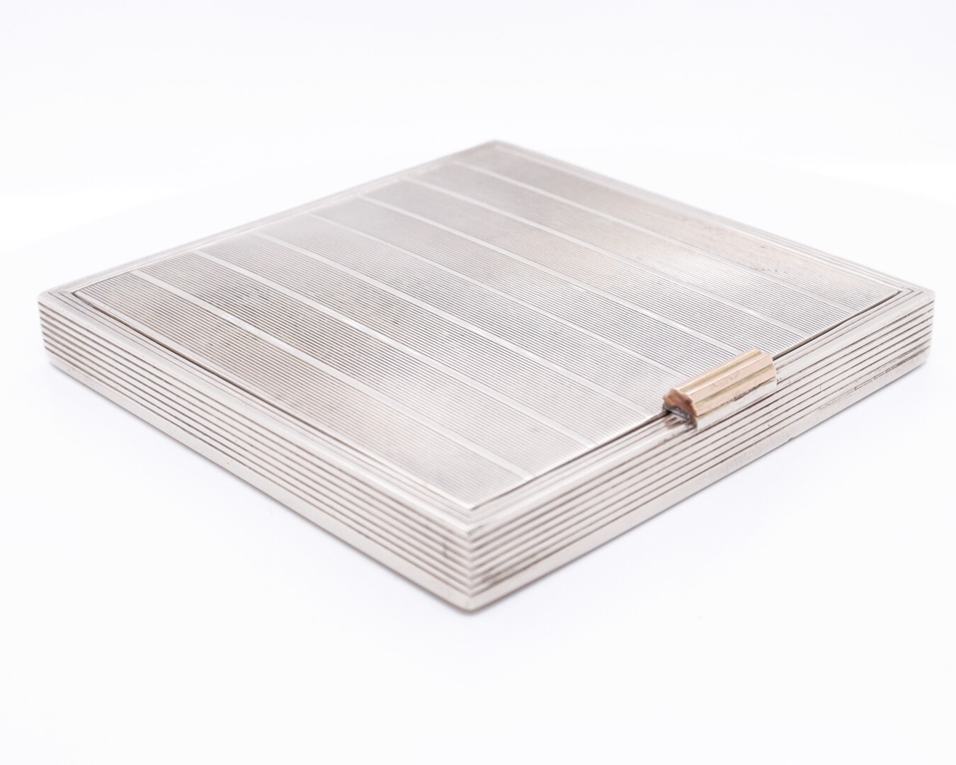 Machine Age David Sutton & Sons English Sterling Silver Engine Turned Compact