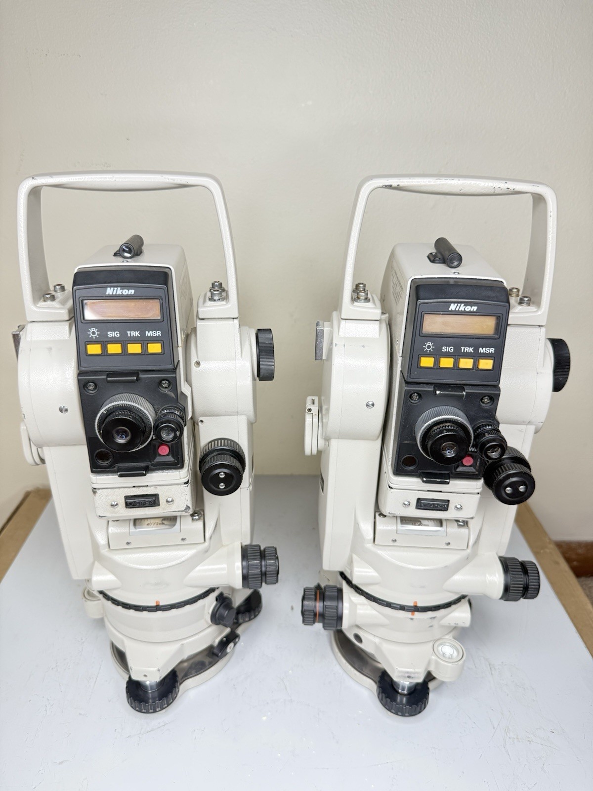 Vintage Nikon NTD-2 360° Digital Theodolite Distance Meter