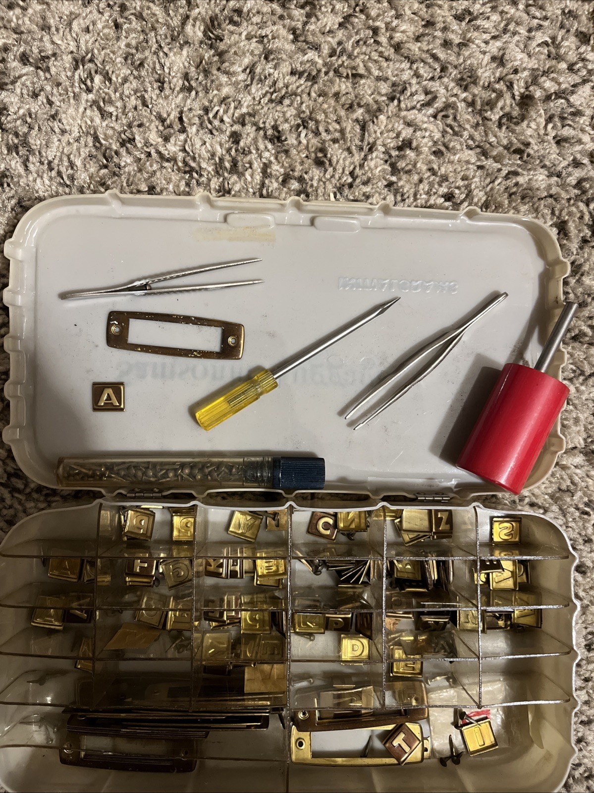 Vintage Samsonite Metal Initial Luggage Tags Initialgrams 1/2” Kit