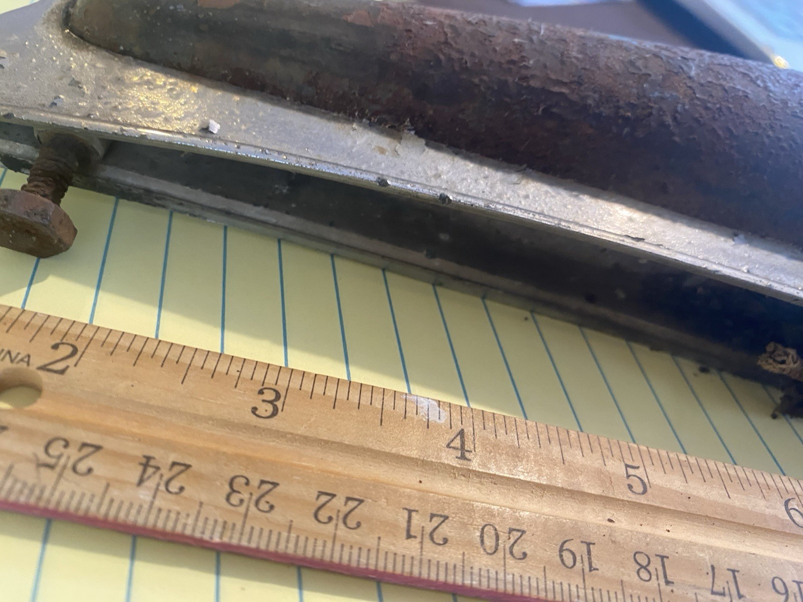 VINTAGE BUICK COUPE FENDER PARKING LIGHT? BUICK/ CHEVROLET LOOK! SOLD AS IS