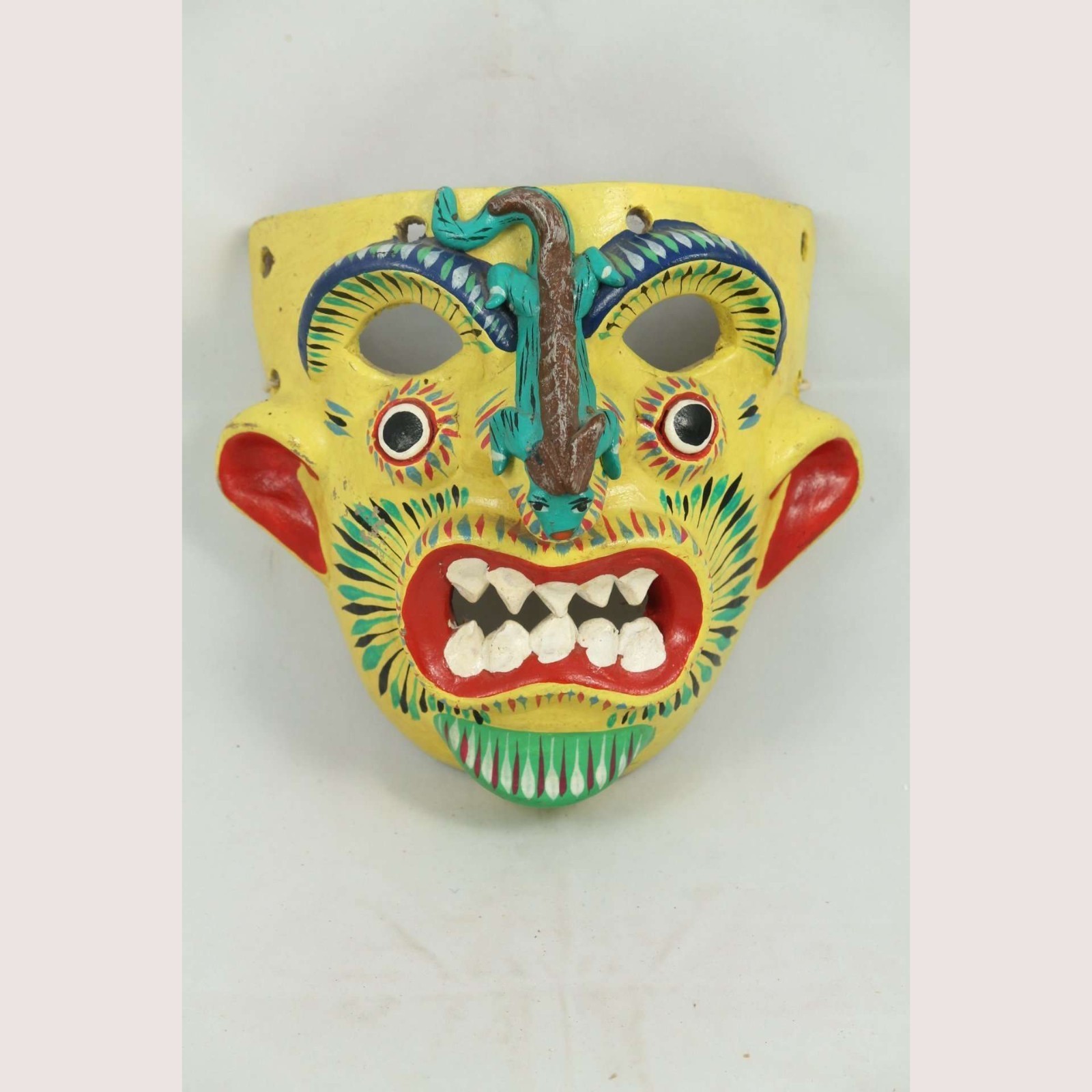Vintage Mexican Ceramic Hanging Lizard Mask Ortega, Yellow