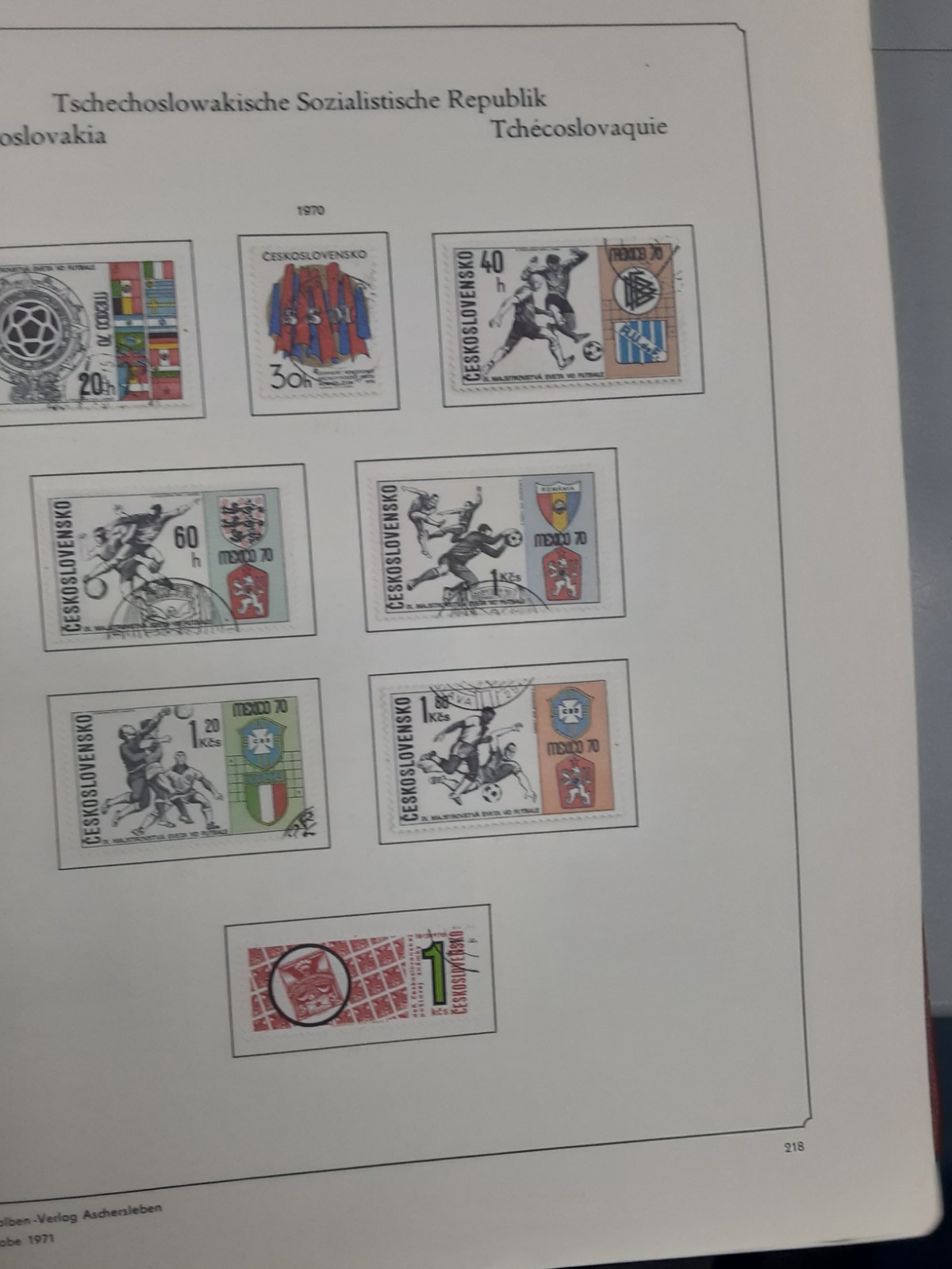 1968-1987 Czechoslovakia Soviet Socialist Republic Abria Album 1,000 + stamps