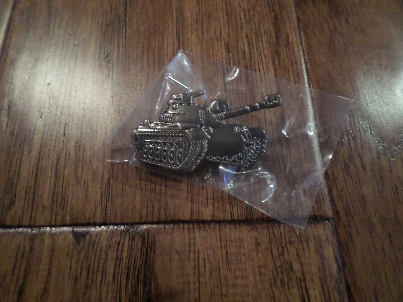 U.S MILITARY M-48 PATTON TANK HAT PIN BADGE U.S ARMY MARINE CORPS FULL SIZE