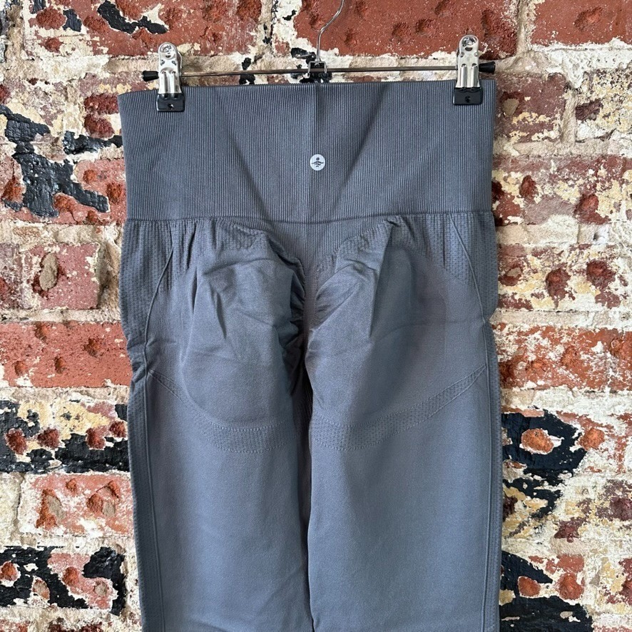 Halara Butt Lift Leggings Womens Large 7/8 Gray Length High Waist Tummy Control