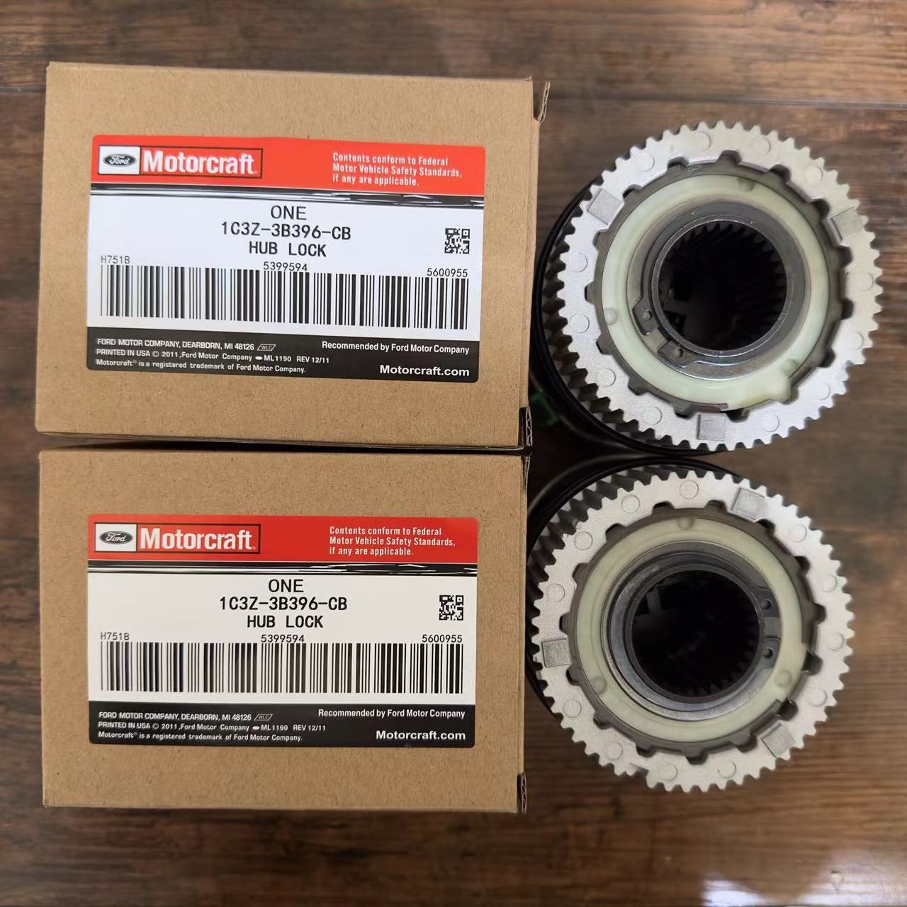 Genuine 2X Automatic Front Locking Hub for OEM Super Duty F250 450 Excursion