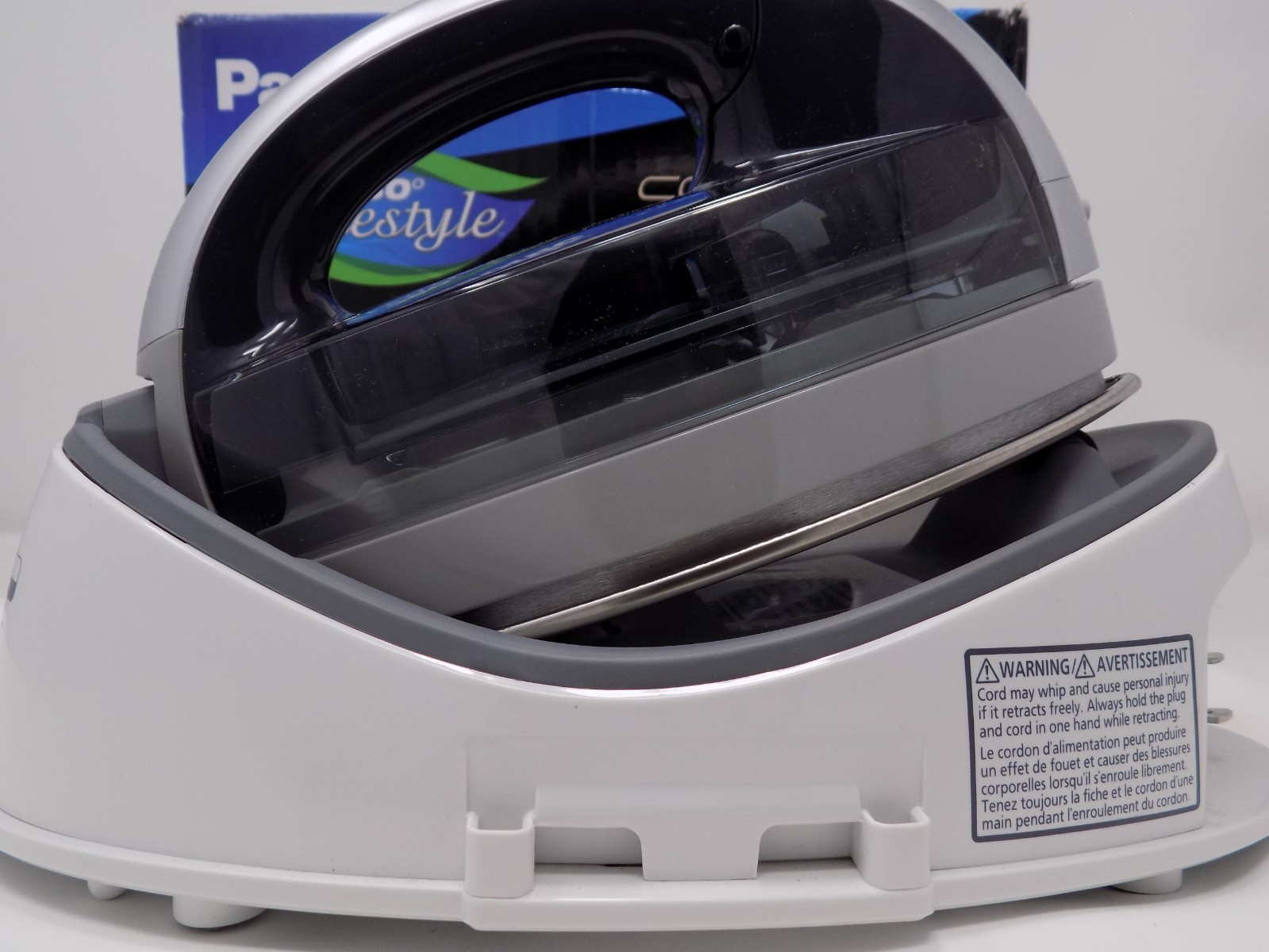 Panasonic NI-WL600 Portable Cordless Steam Iron 360 Freestyle w/ NO COVER Tested