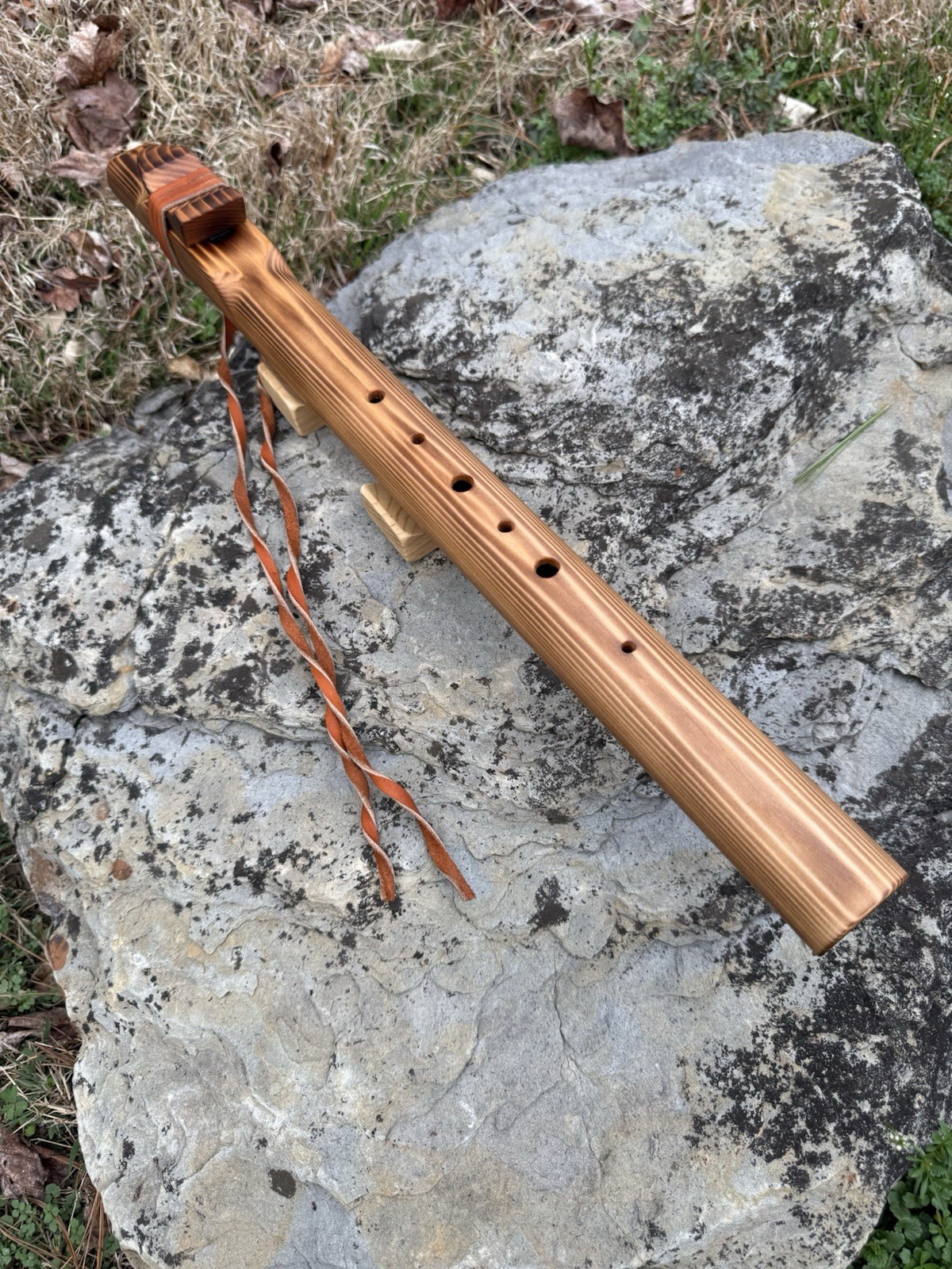 Native American Style Flute | Western Cedar | Hijaz Scale | Low E | 440 Hz.