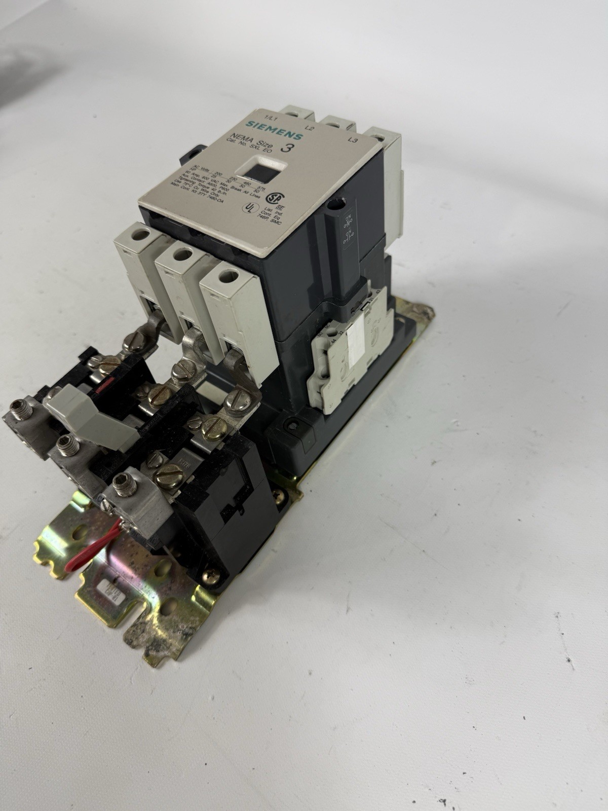 SIEMENS SXL-EO. SIZE 3, 480 VAC, 90A 600V, SA33A Relay, Contactor Motor Starter