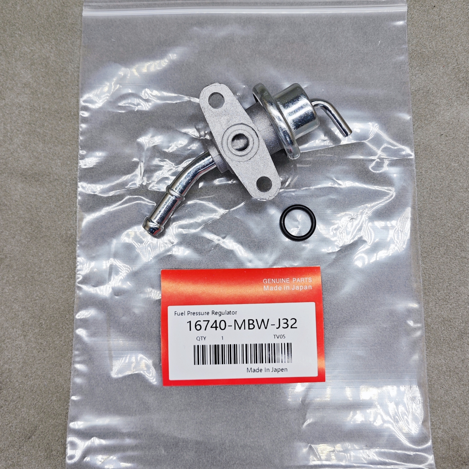 OEM Fuel Pressure Regulator 16740-MBW-J32 For Honda F4i CBR 600 2001-2006