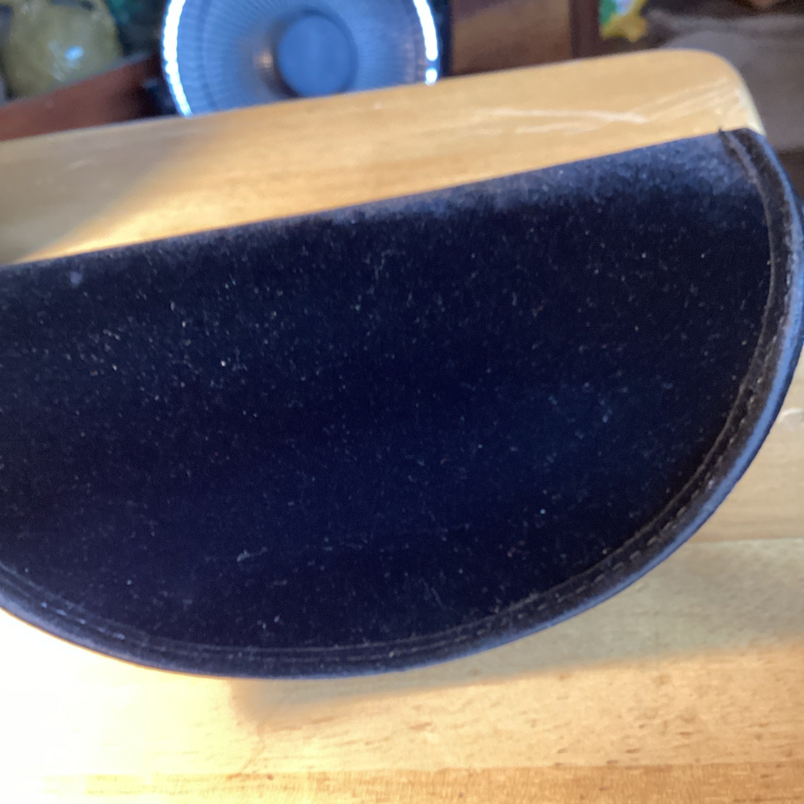 New Marc By Marc JACOBS Black Velvet Eyeglass Sunglass Case Magnetic Closure